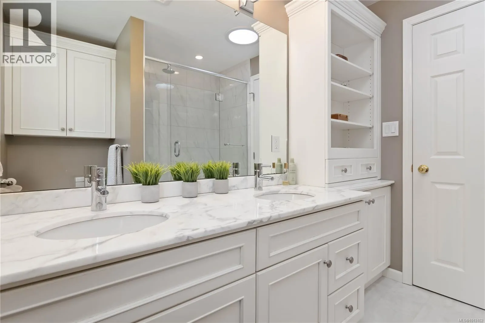 1492 Edgemont Rd