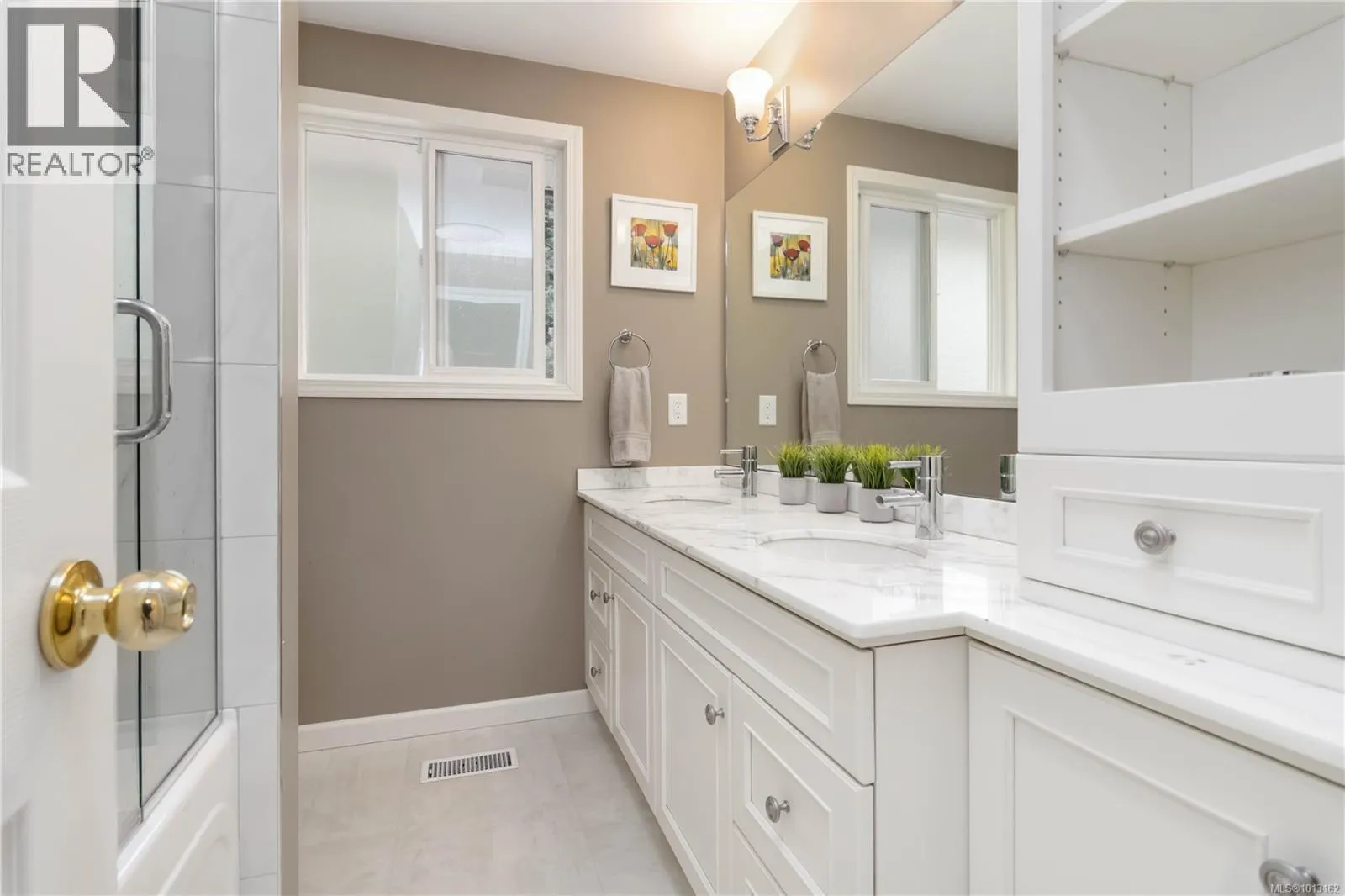 1492 Edgemont Rd