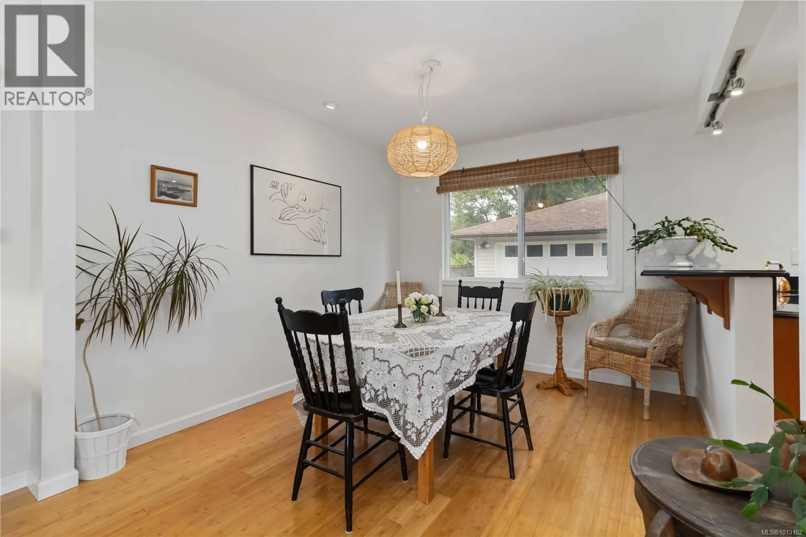 1492 Edgemont Rd