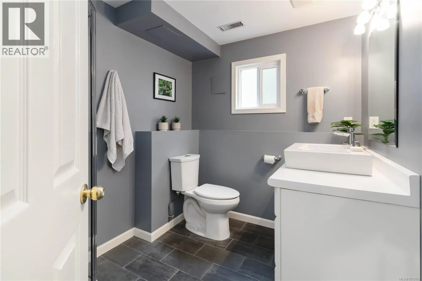 1492 Edgemont Rd
