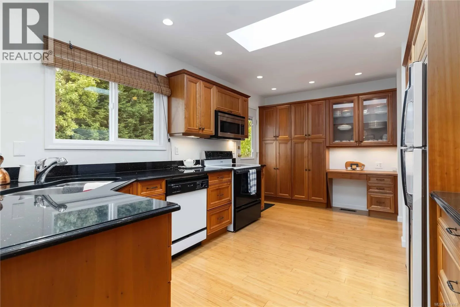 1492 Edgemont Rd