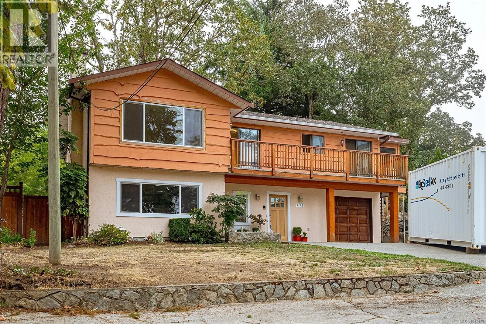 7155 Brentwood Dr