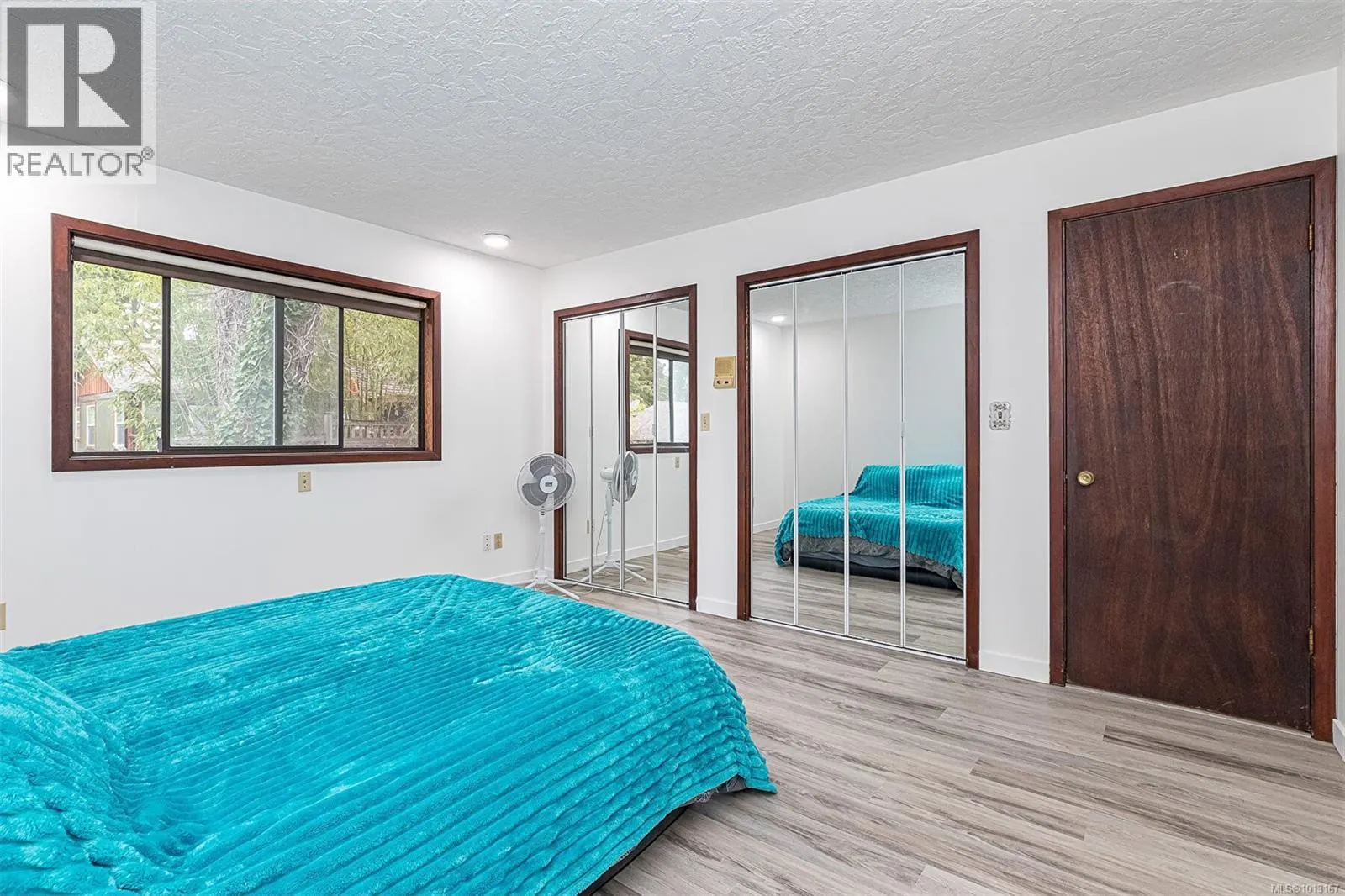7155 Brentwood Dr