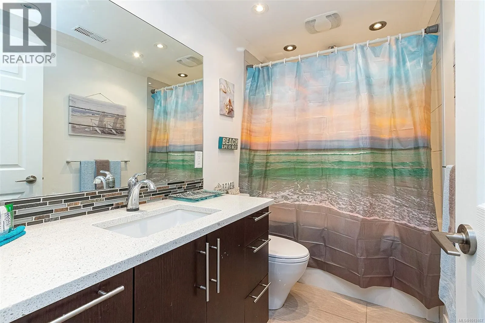 7155 Brentwood Dr