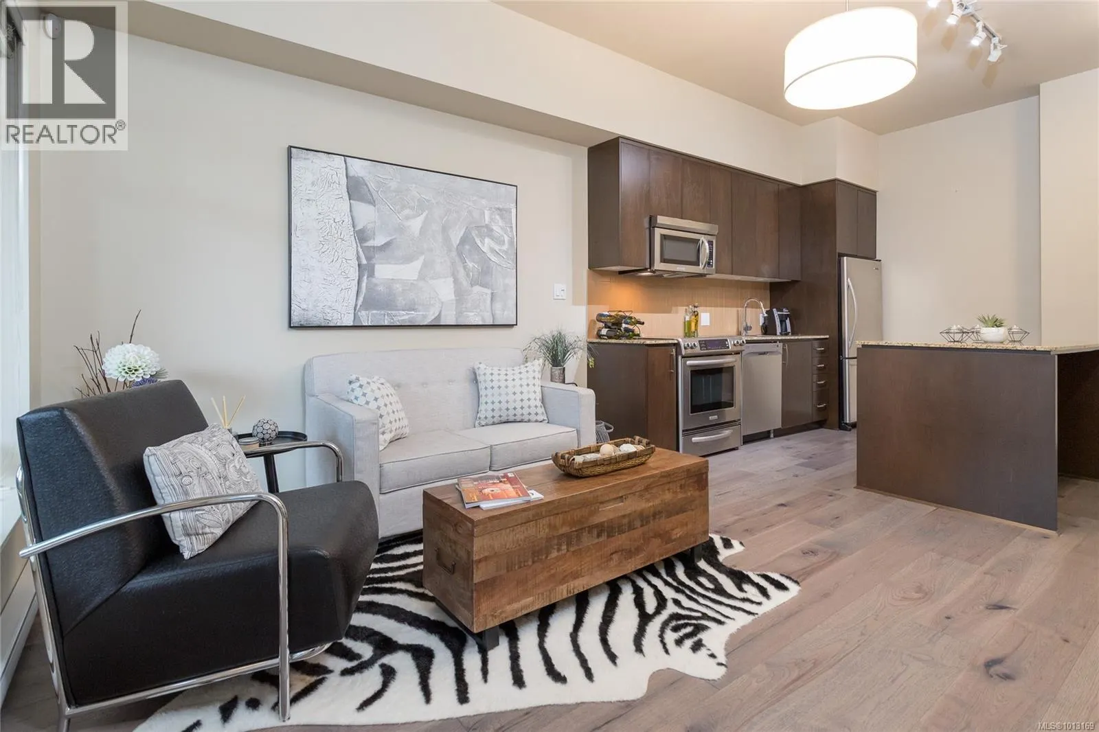 104 1395 Bear Mountain Pkwy
