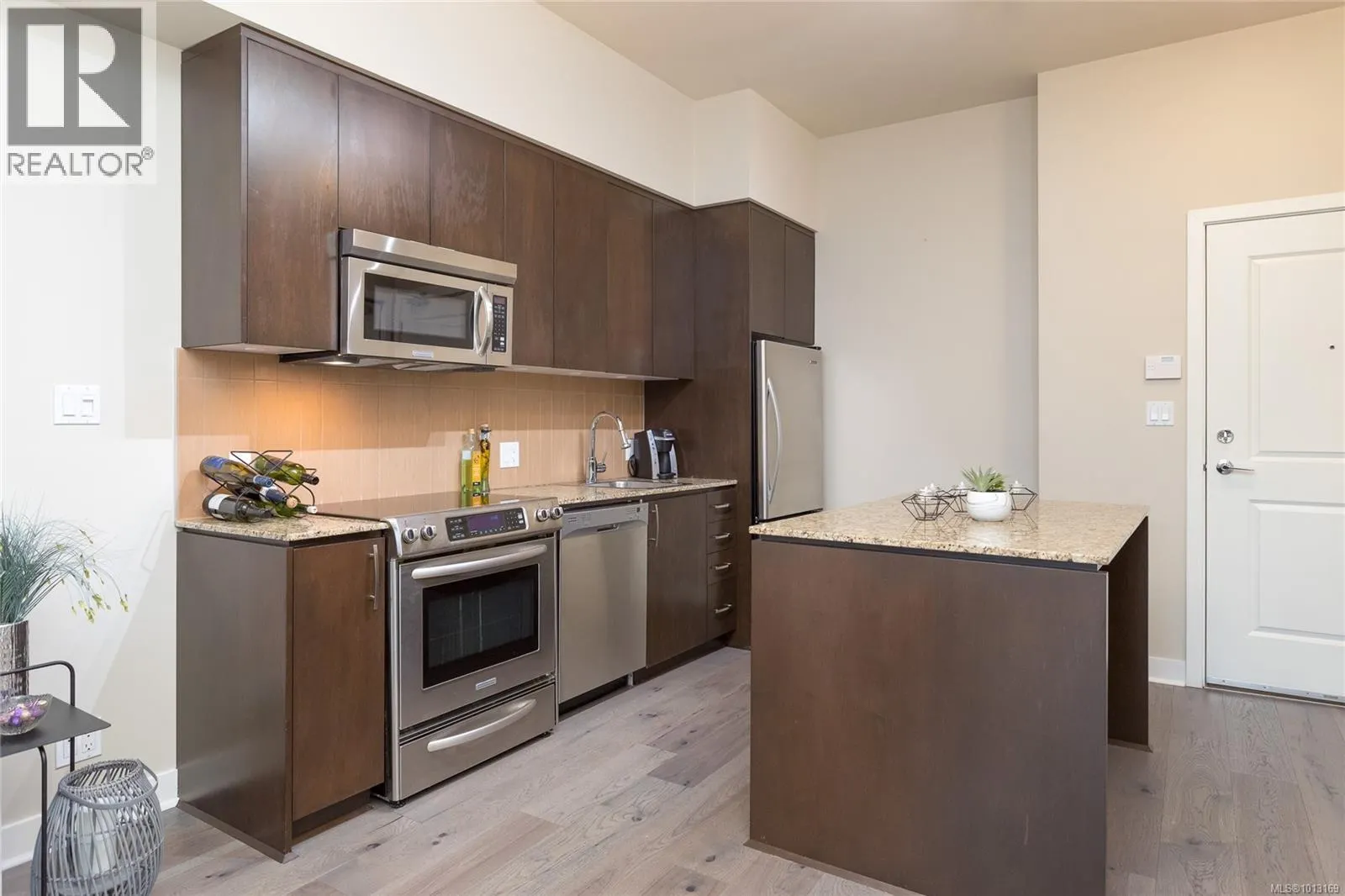 104 1395 Bear Mountain Pkwy