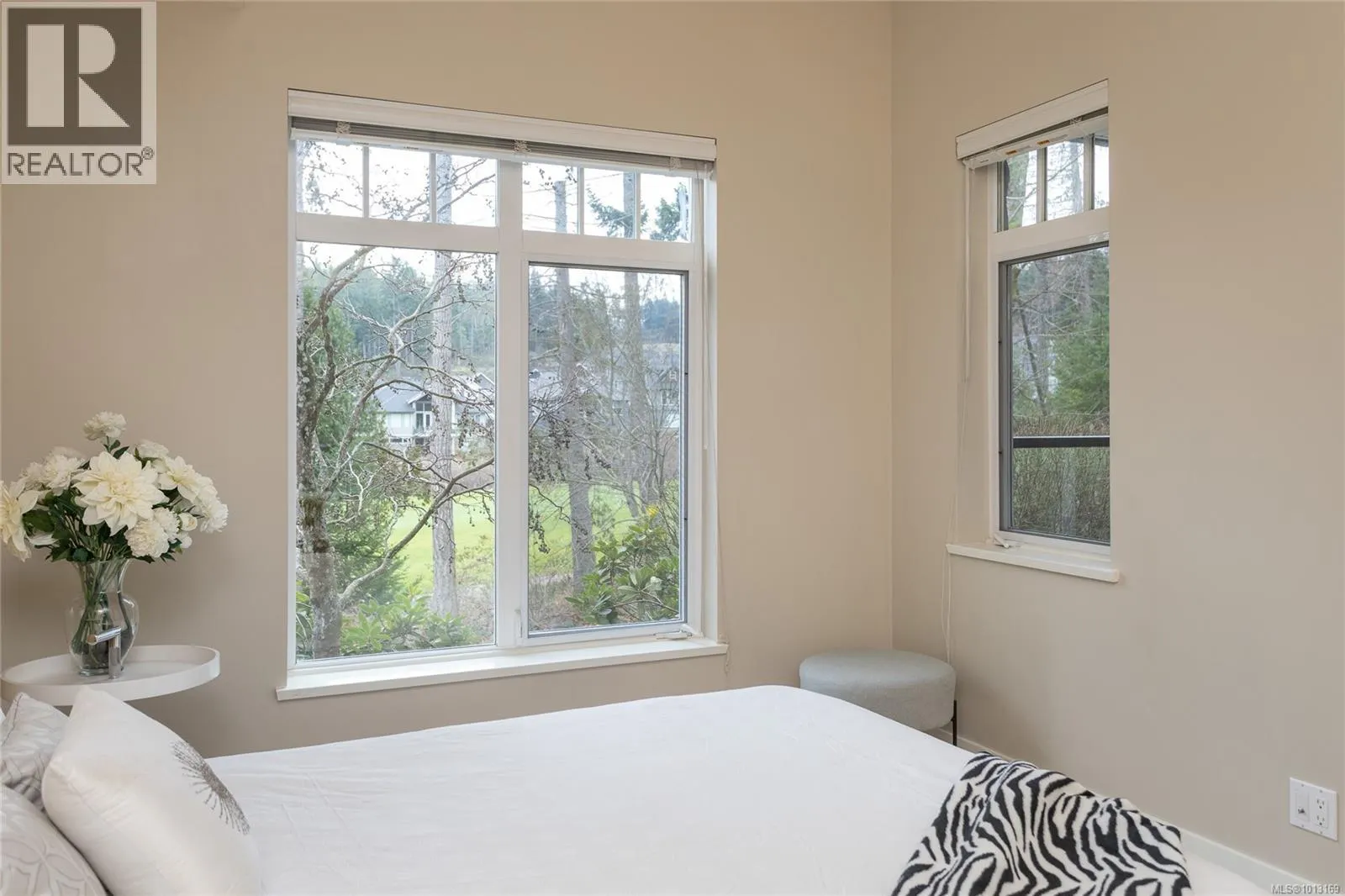 104 1395 Bear Mountain Pkwy