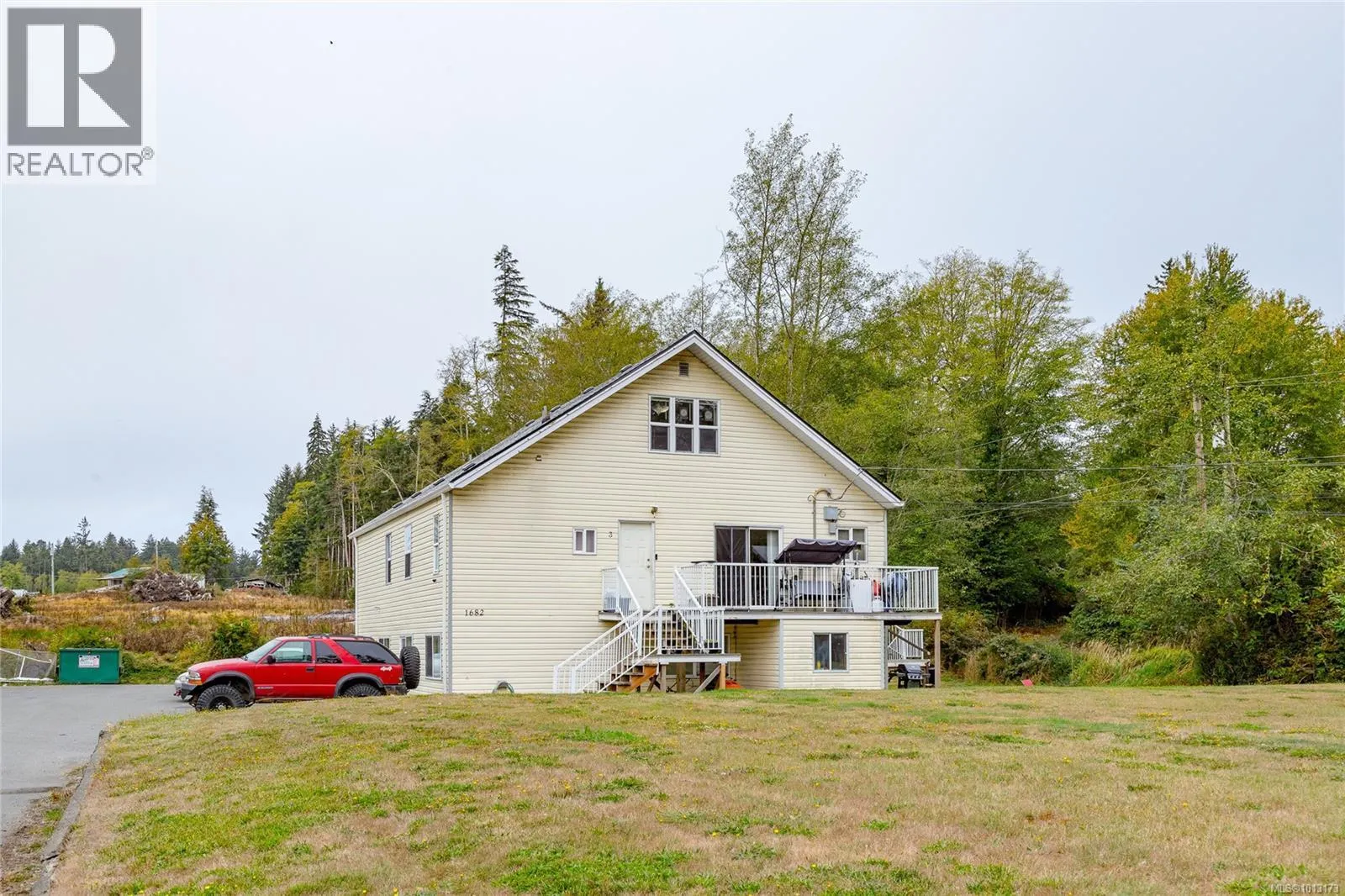 1682 Whiffin Spit Rd