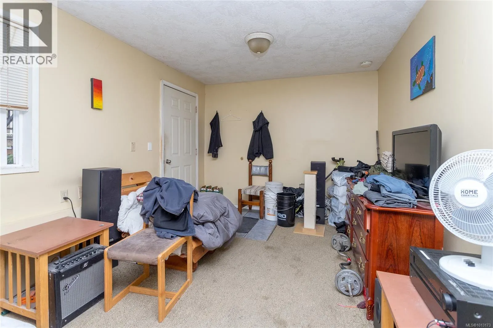 1682 Whiffin Spit Rd