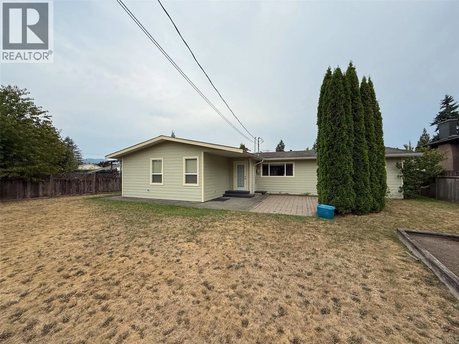 475 Pine Ave