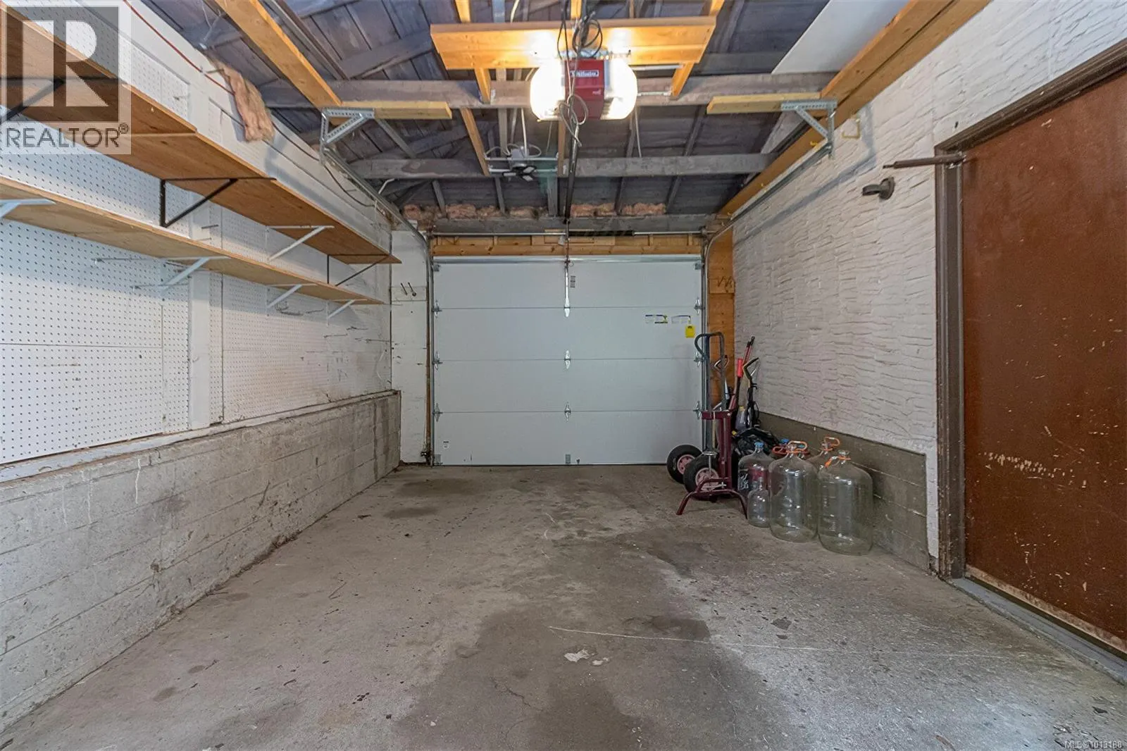 1311 Dangar Pl