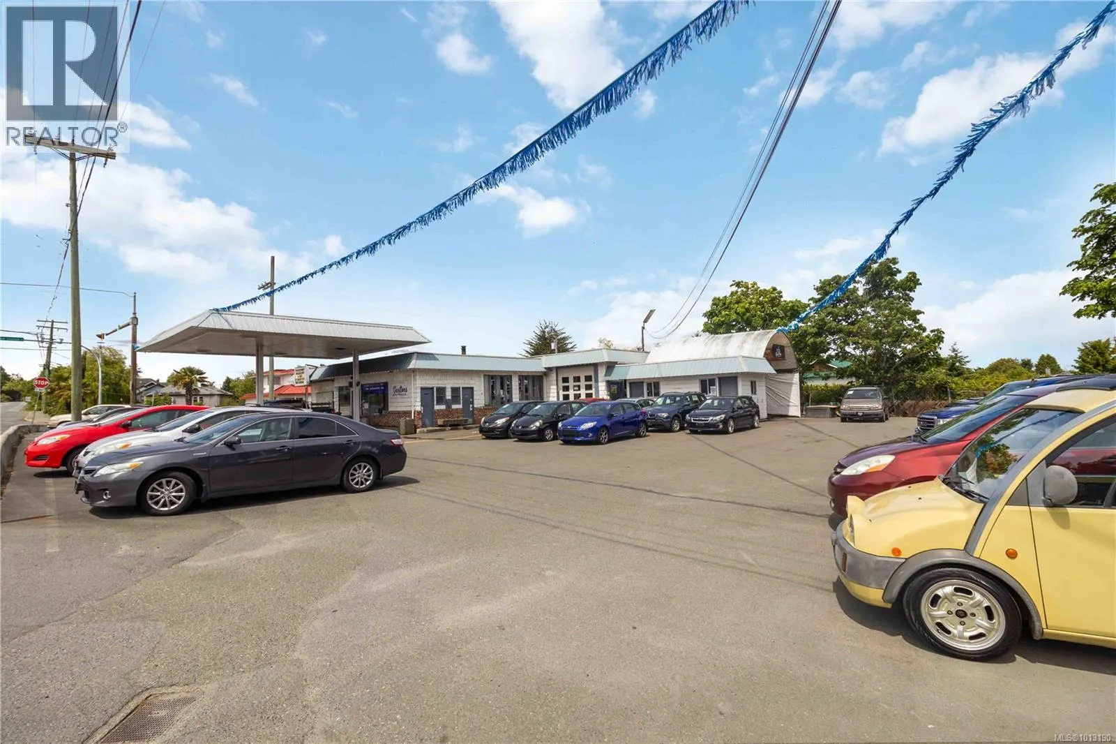 9139 East Saanich Rd