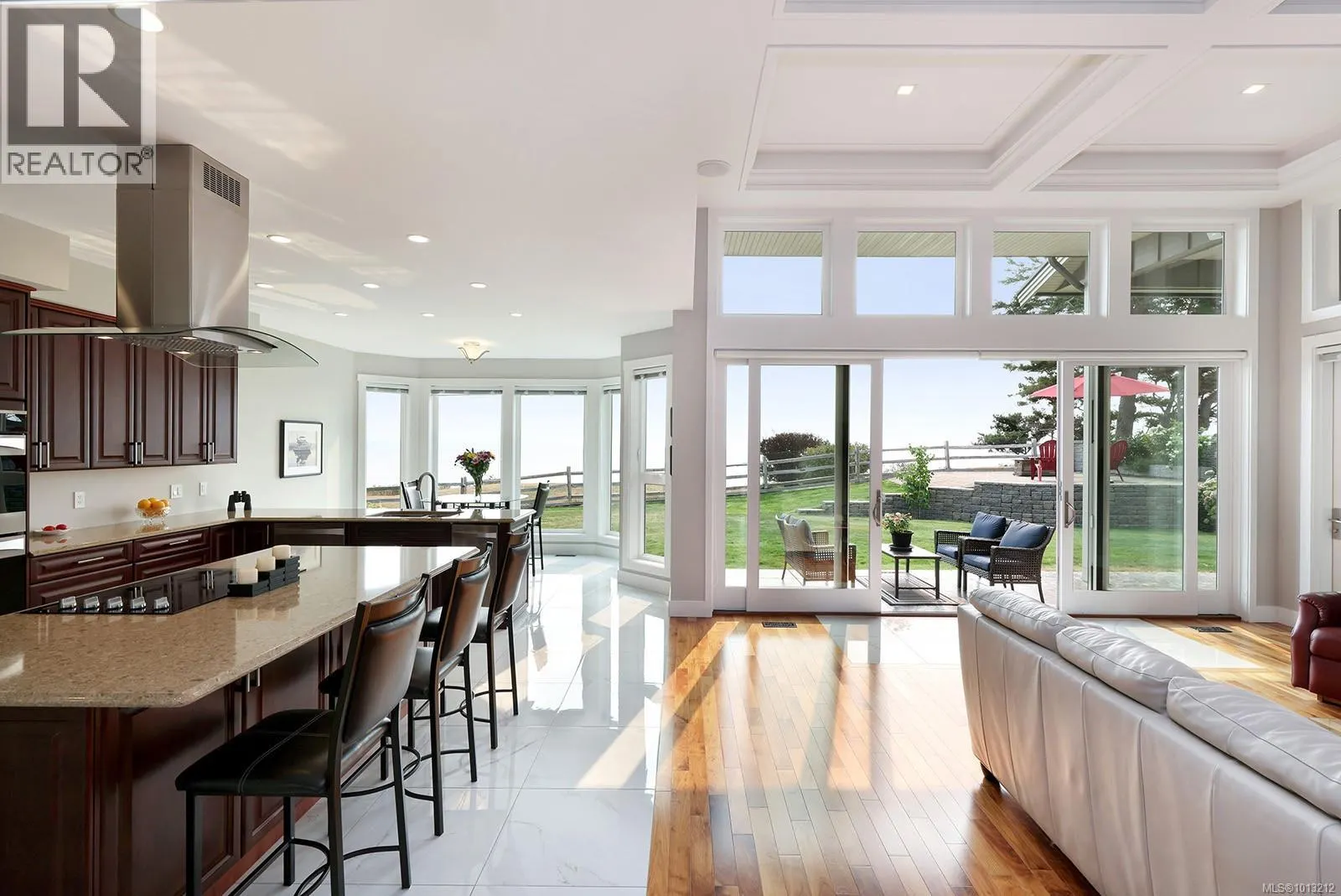 200 Connemara Rd