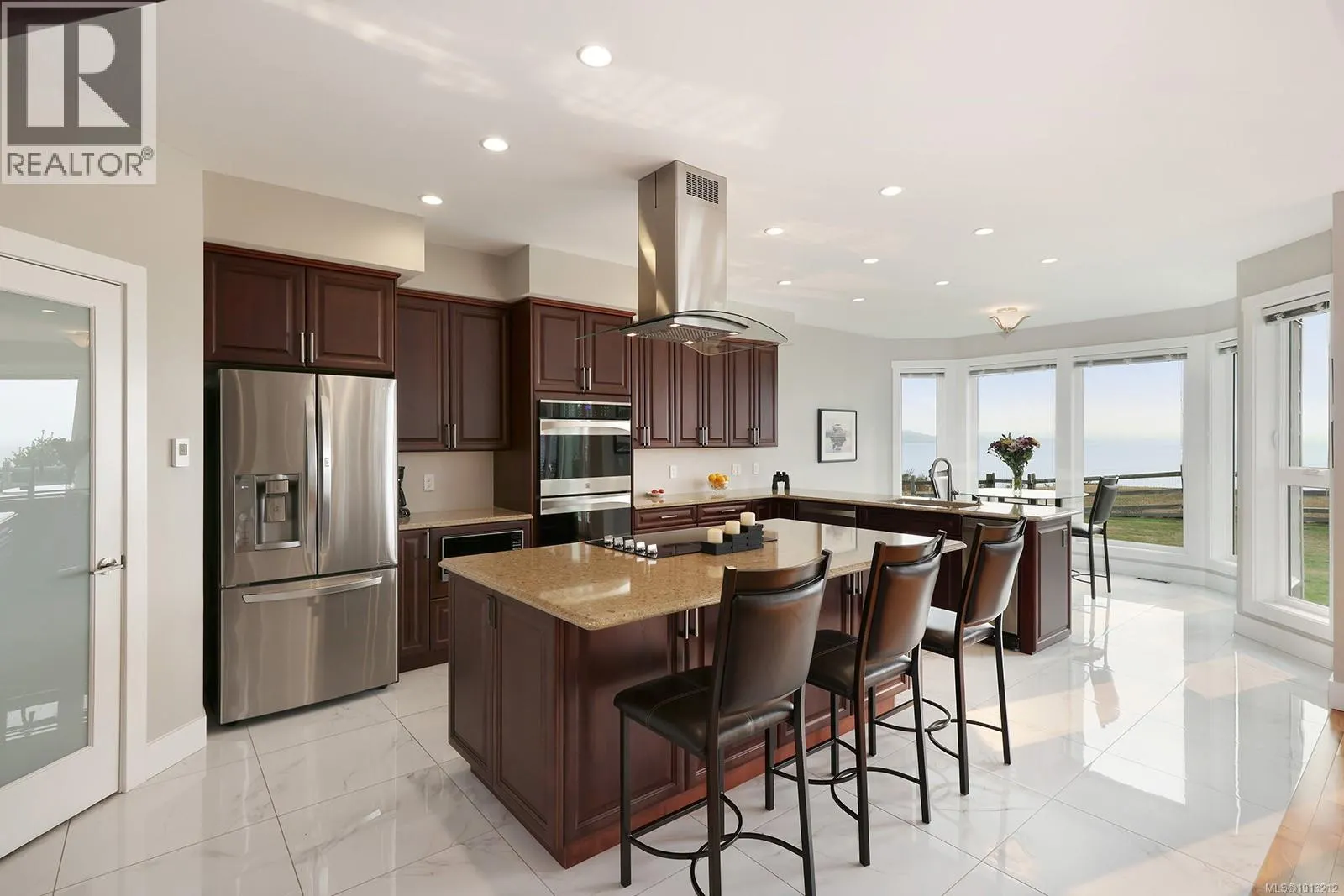 200 Connemara Rd