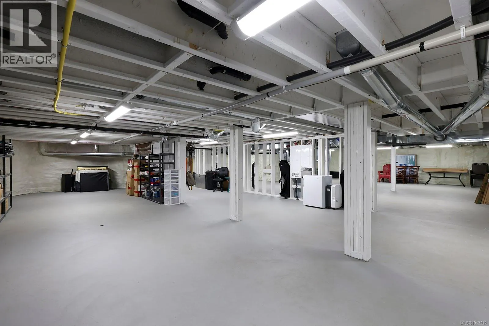 200 Connemara Rd