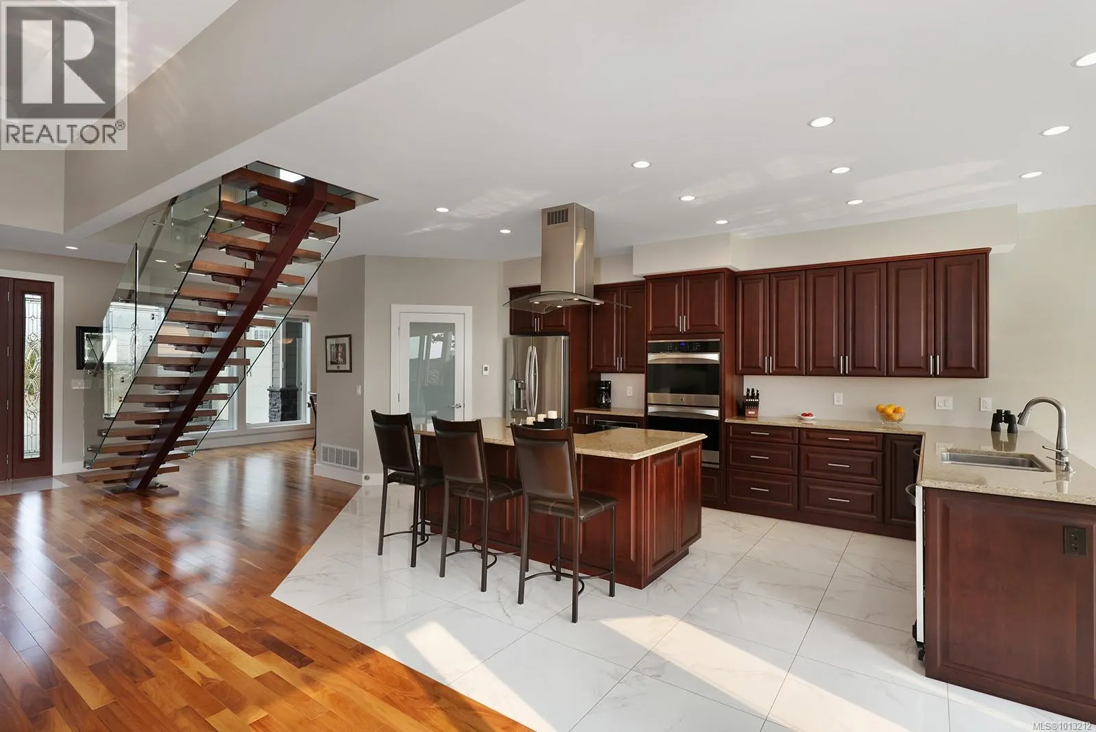 200 Connemara Rd