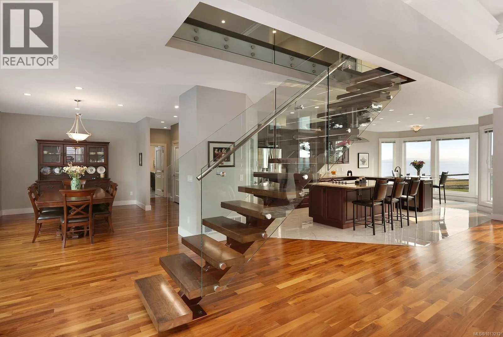 200 Connemara Rd