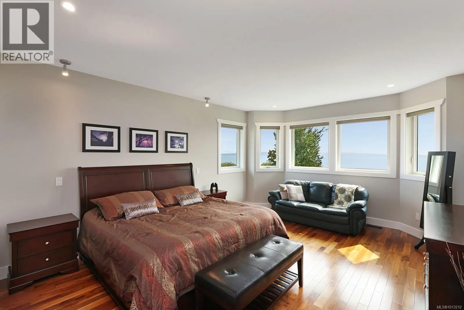 200 Connemara Rd
