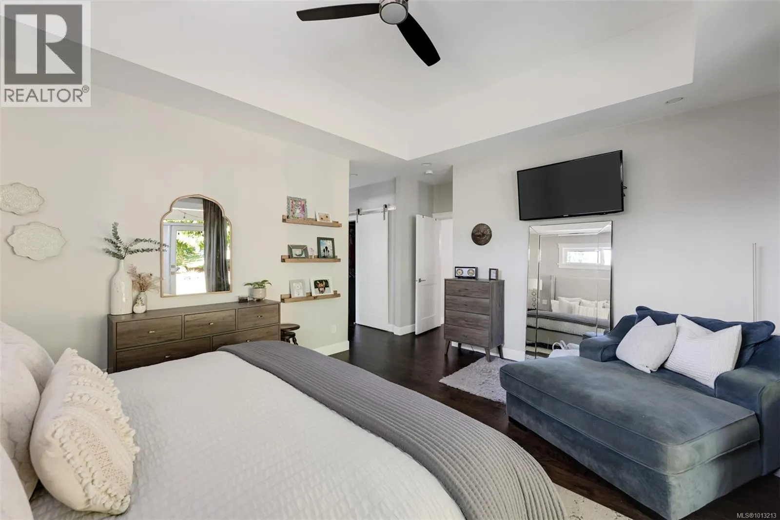 856 Hayden Pl