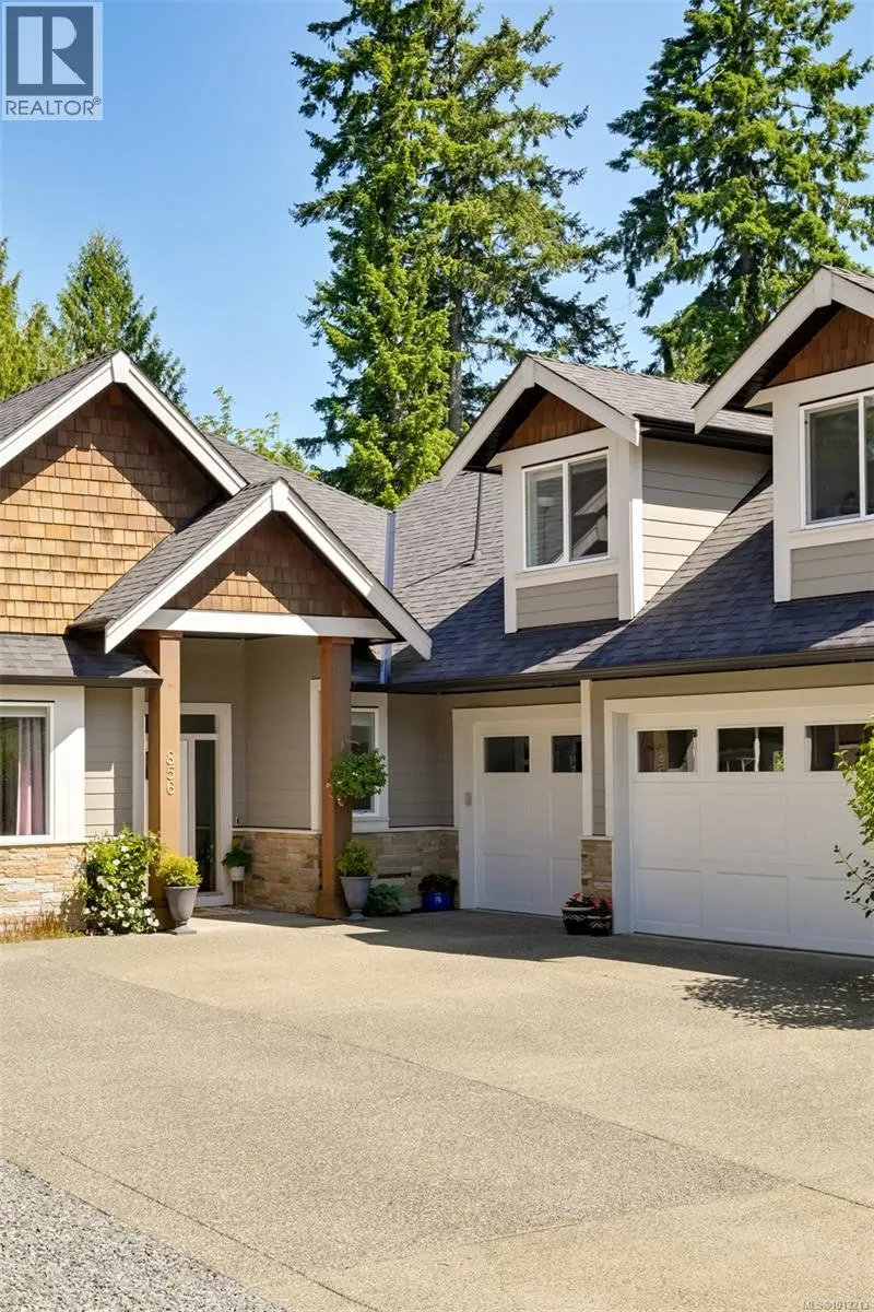 856 Hayden Pl
