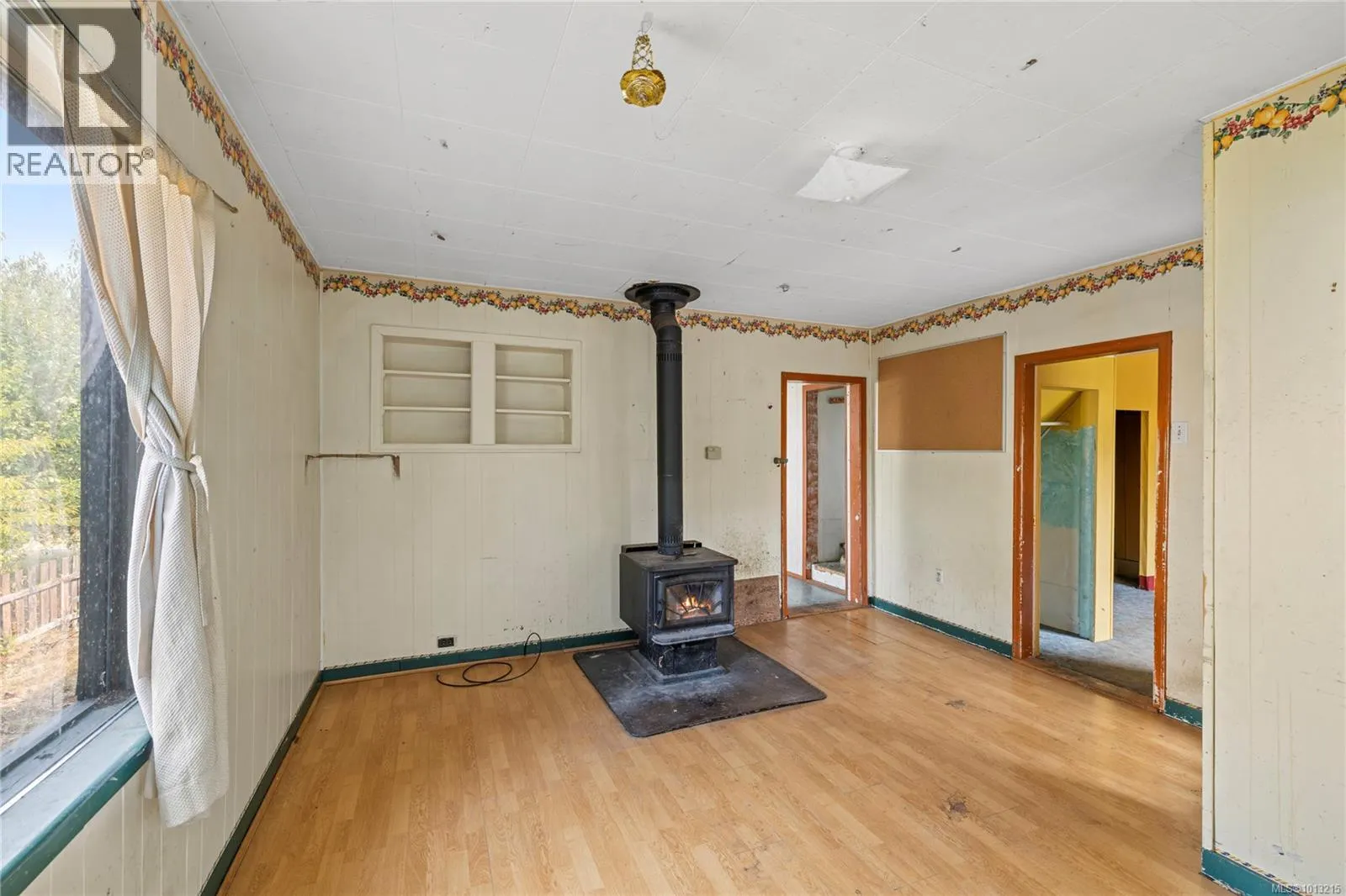 128 Craig St