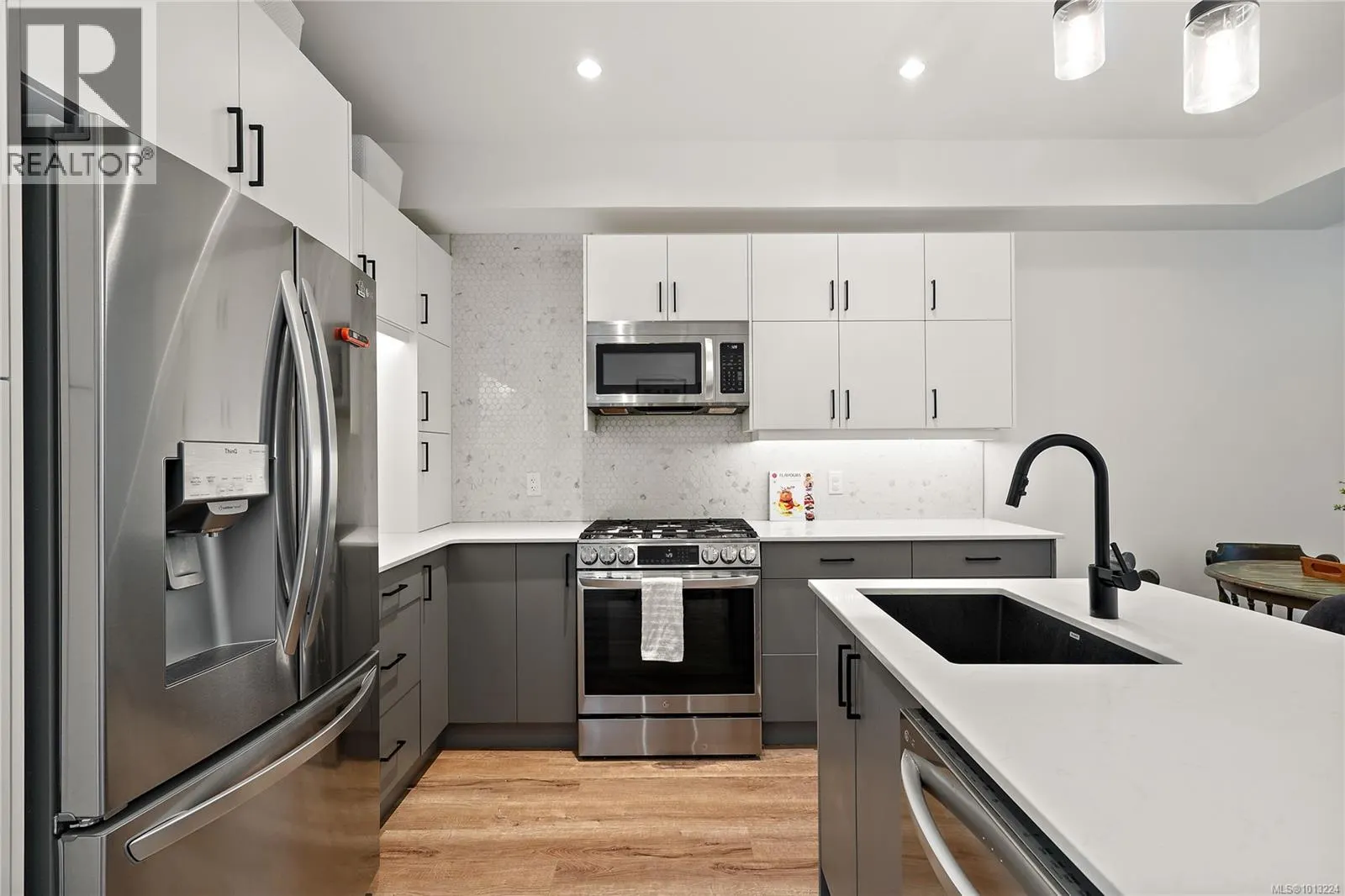 3443 Vision Way