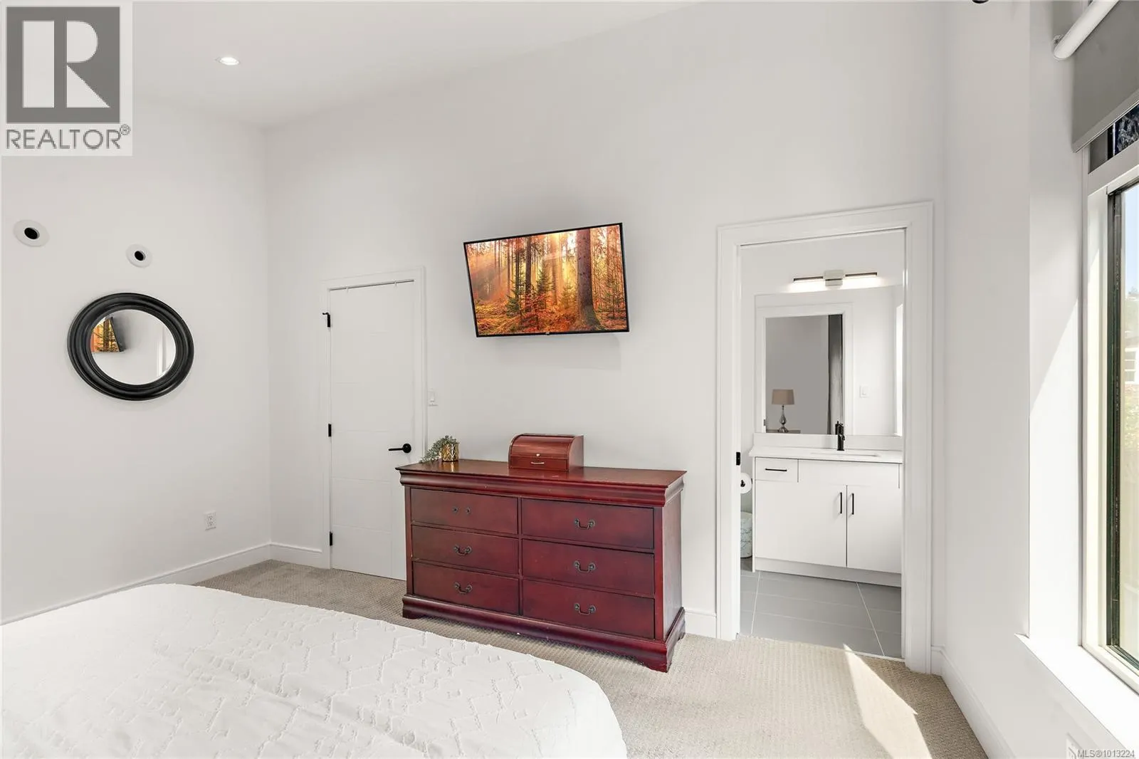 3443 Vision Way
