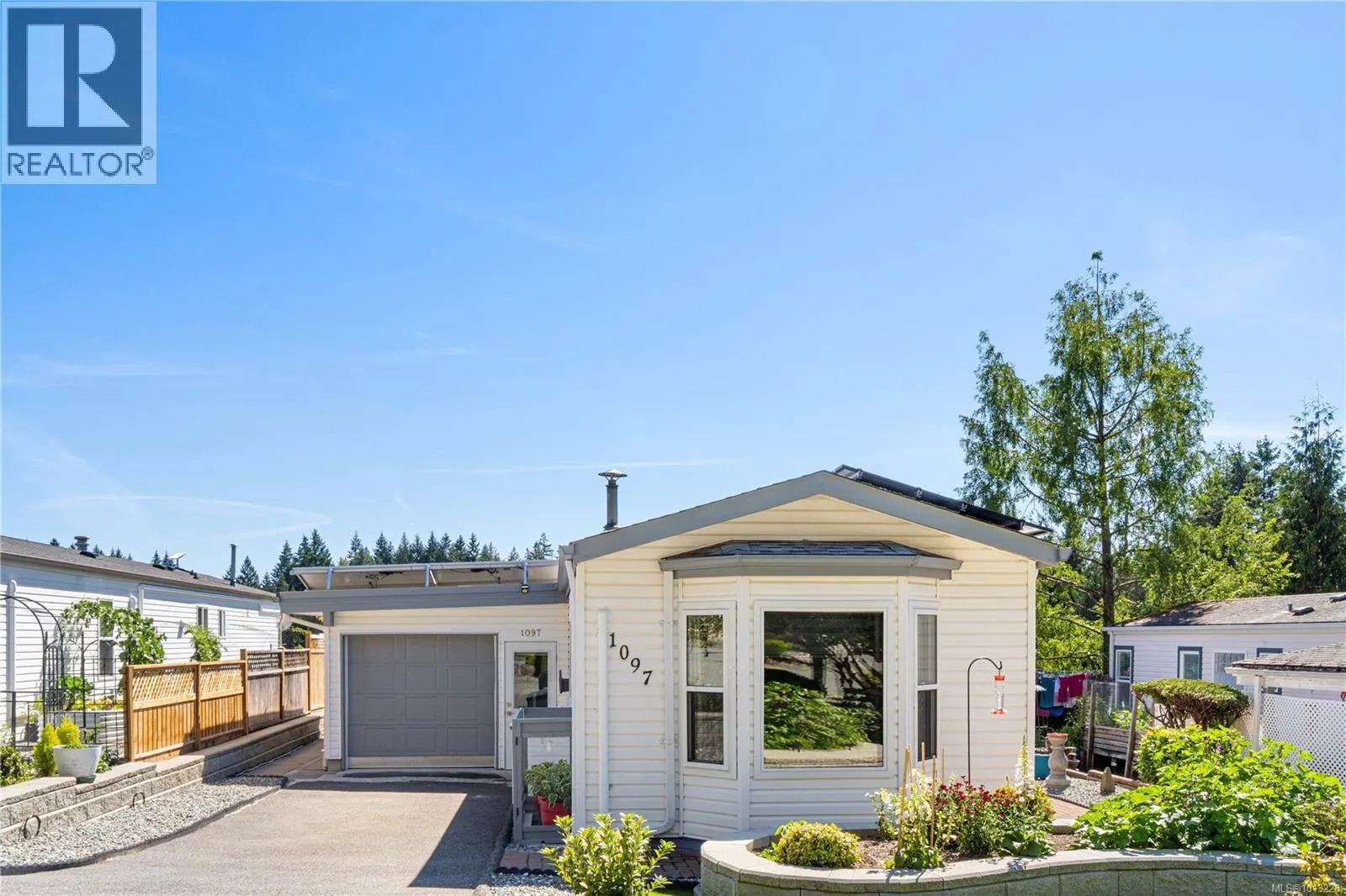 1097 Morrell Cir