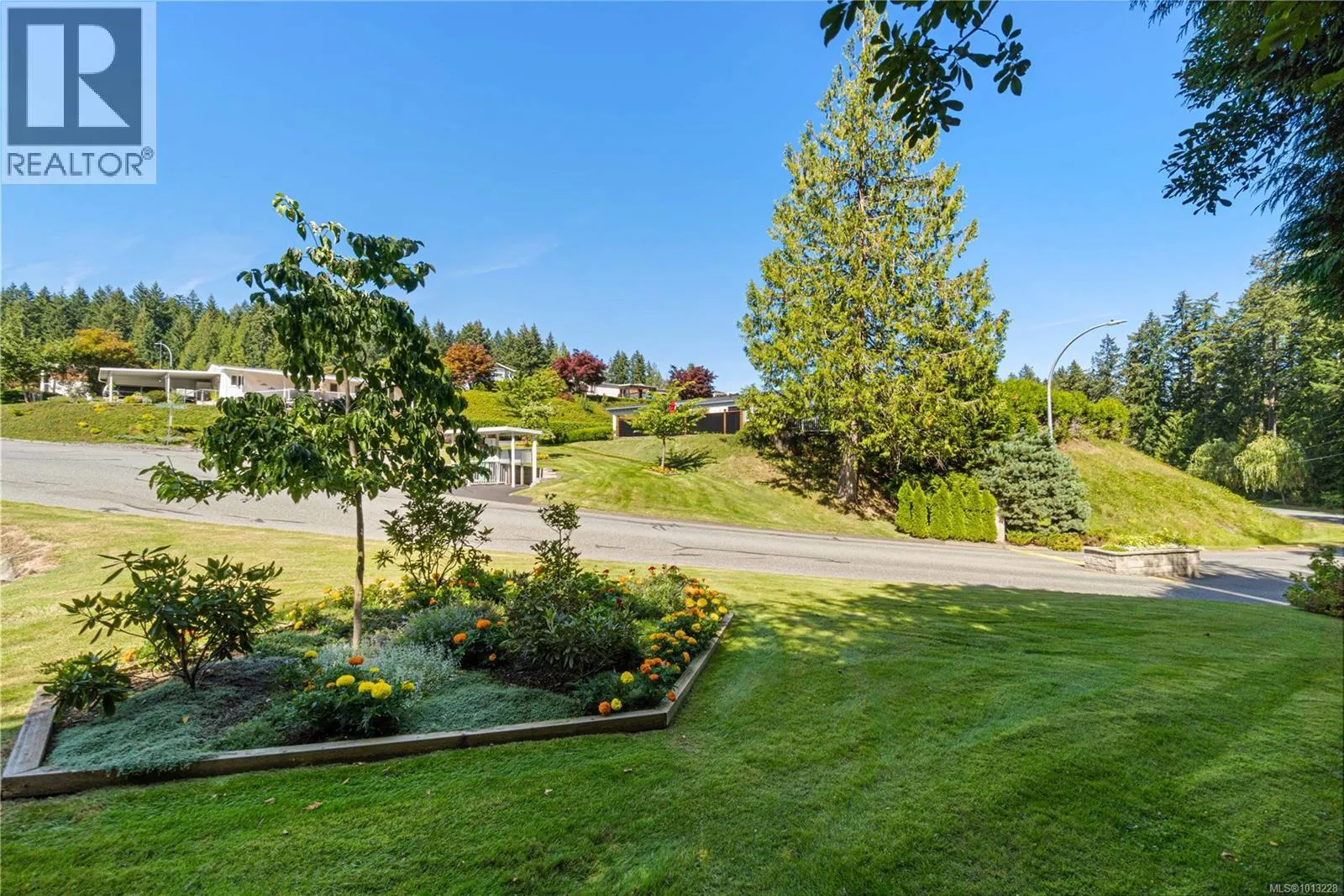1097 Morrell Cir