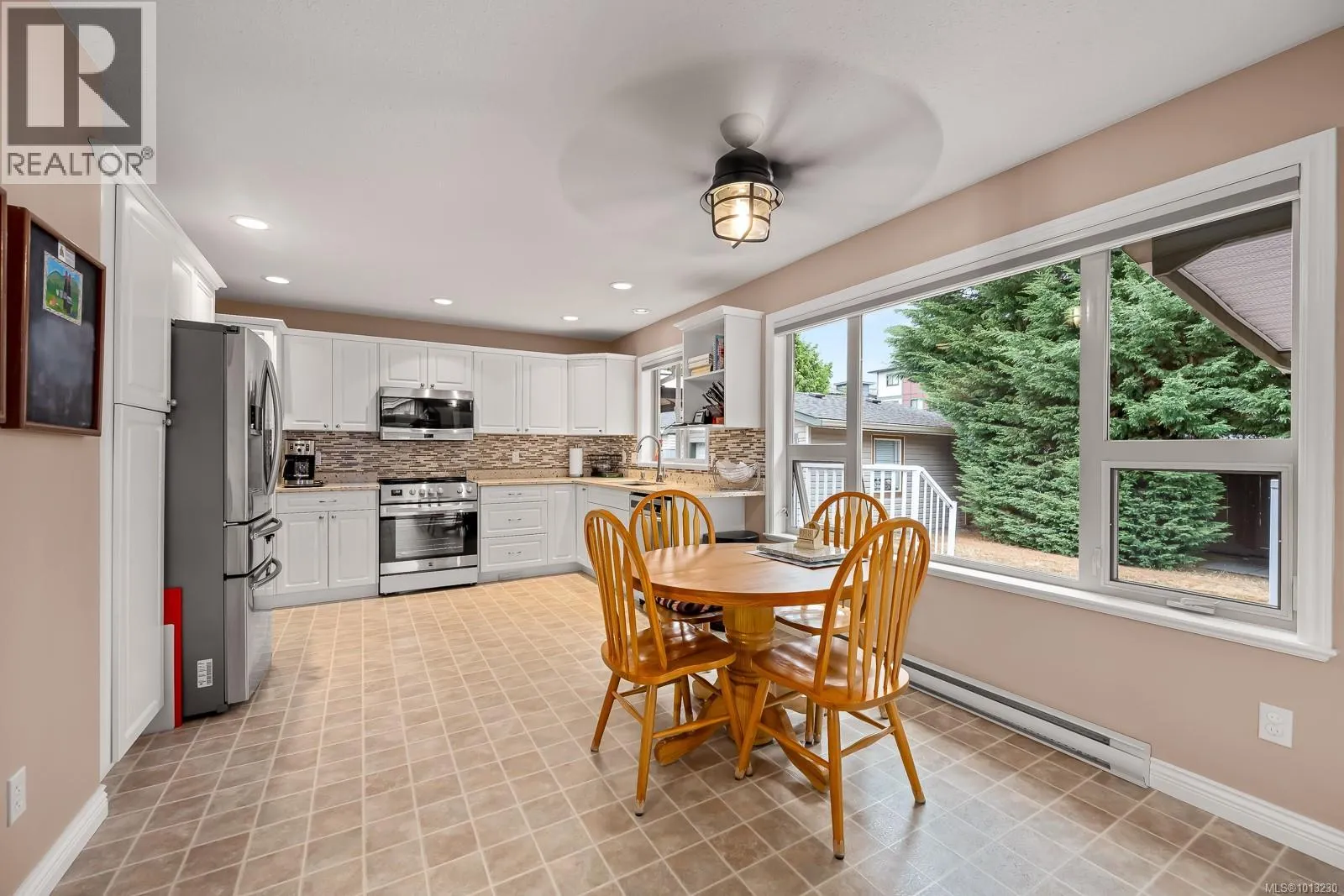 2467 Walbran Pl