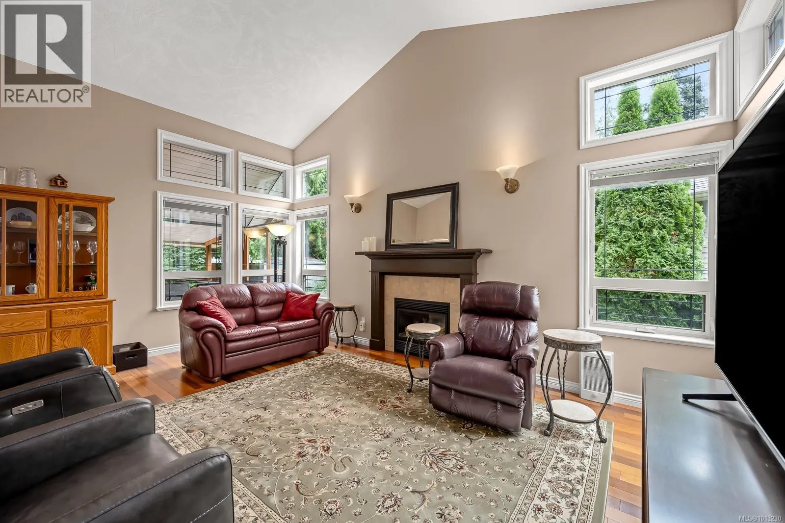 2467 Walbran Pl