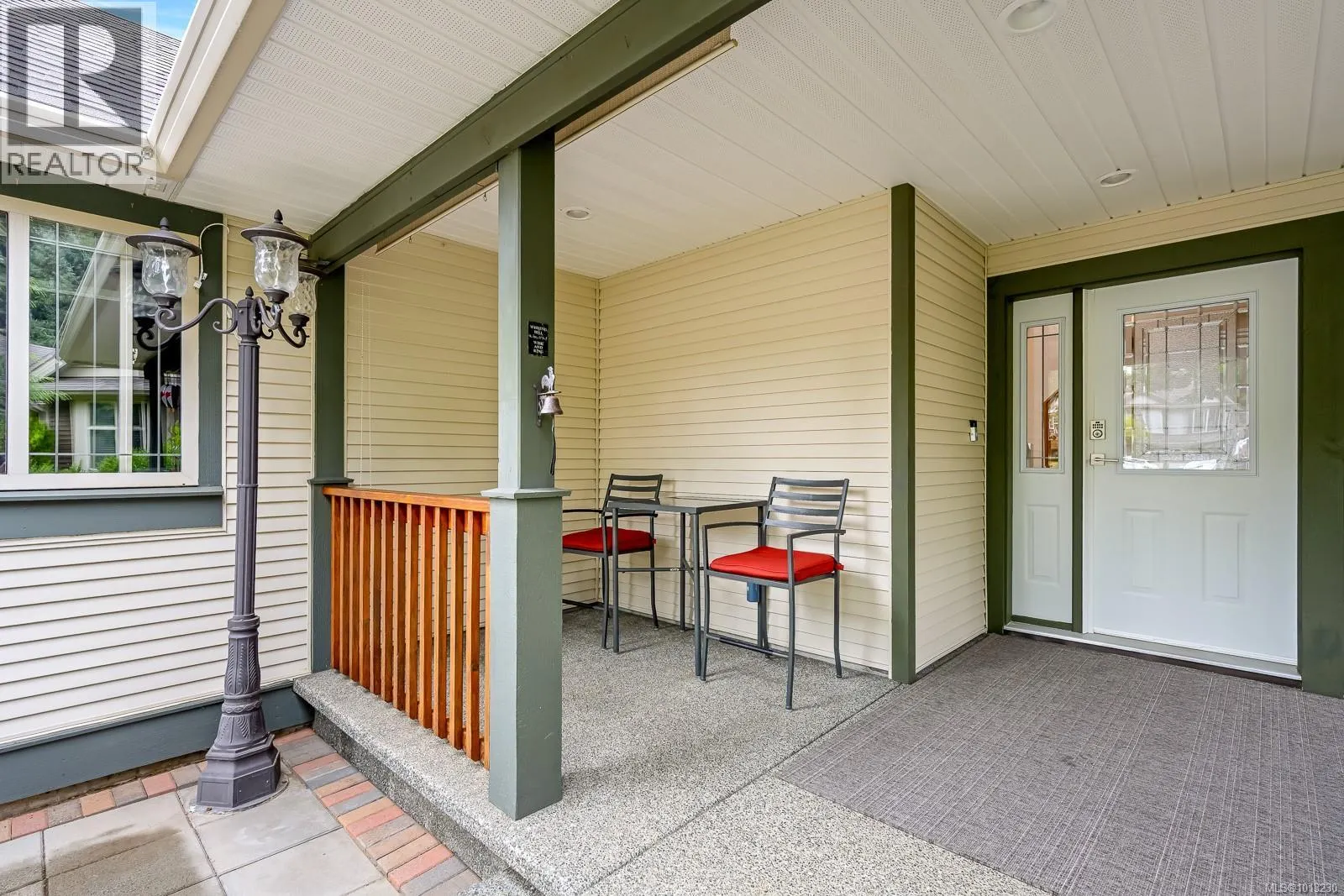 2467 Walbran Pl