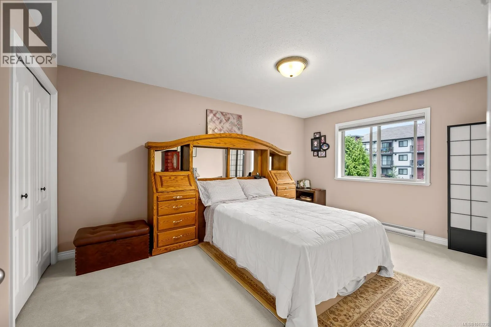 2467 Walbran Pl