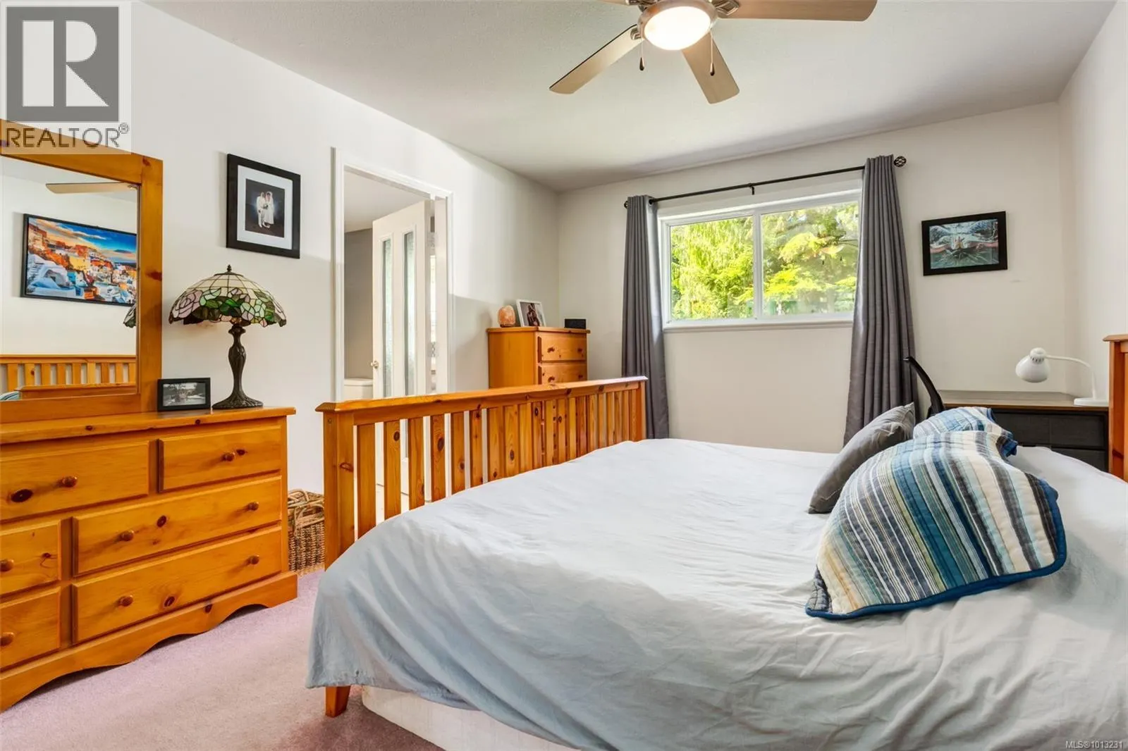 1356 Meadowood Way