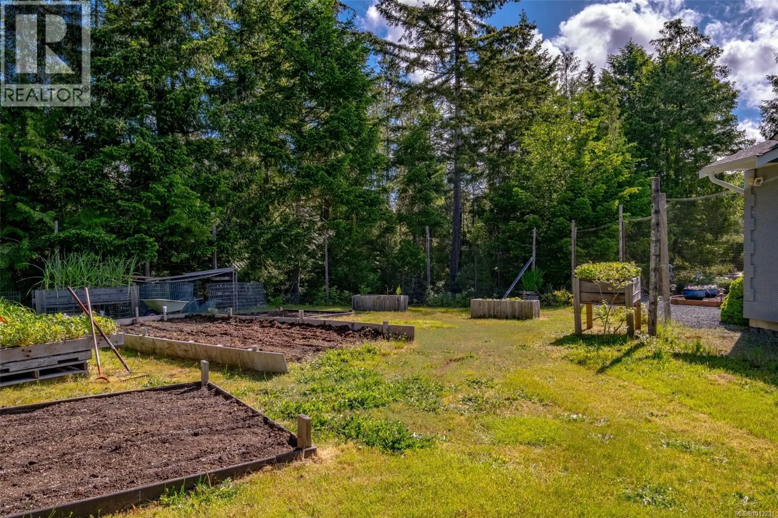 1356 Meadowood Way