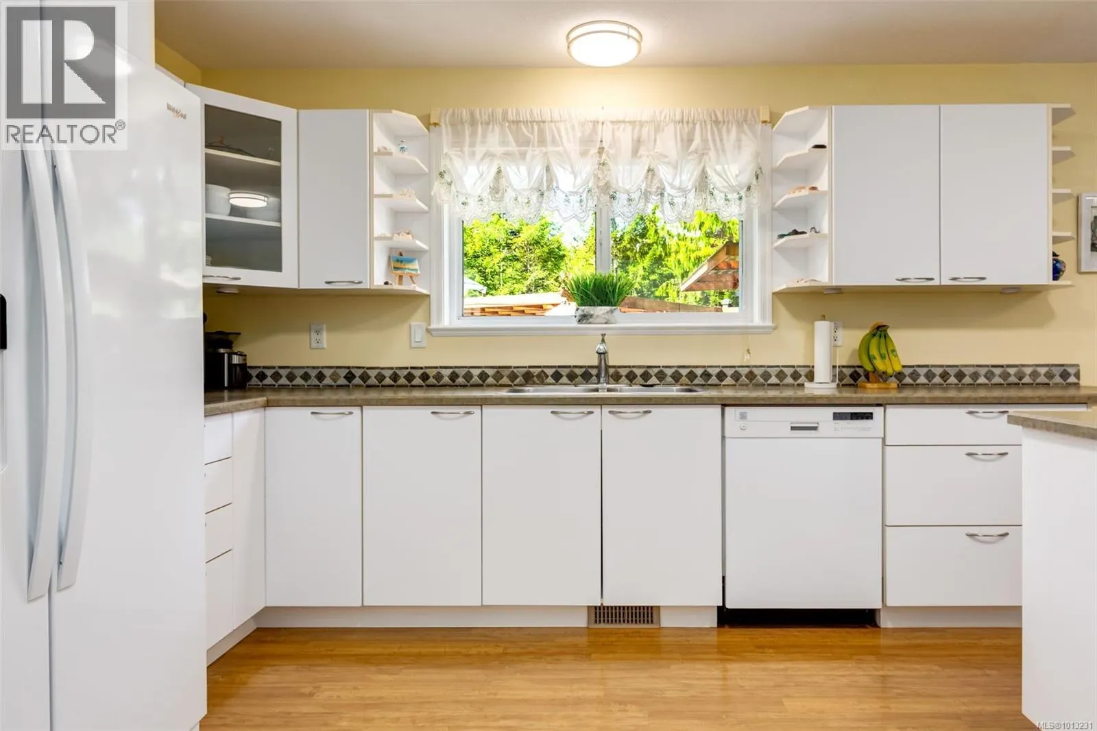 1356 Meadowood Way