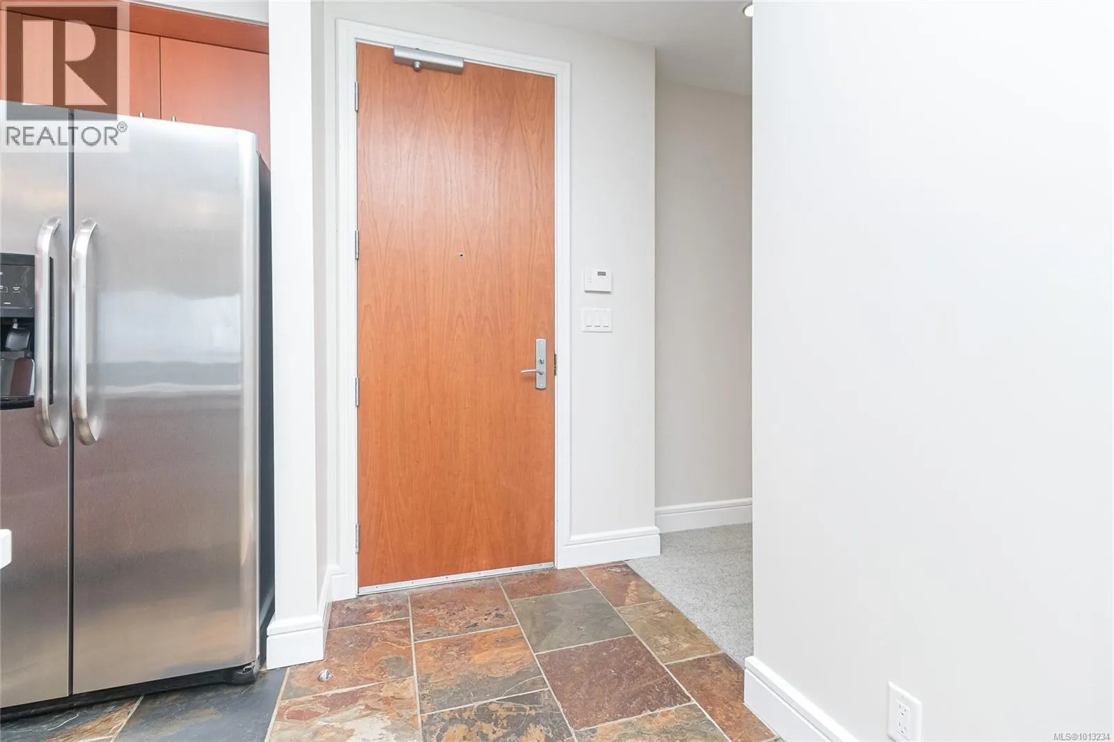 303 1325 Bear Mountain Pkwy