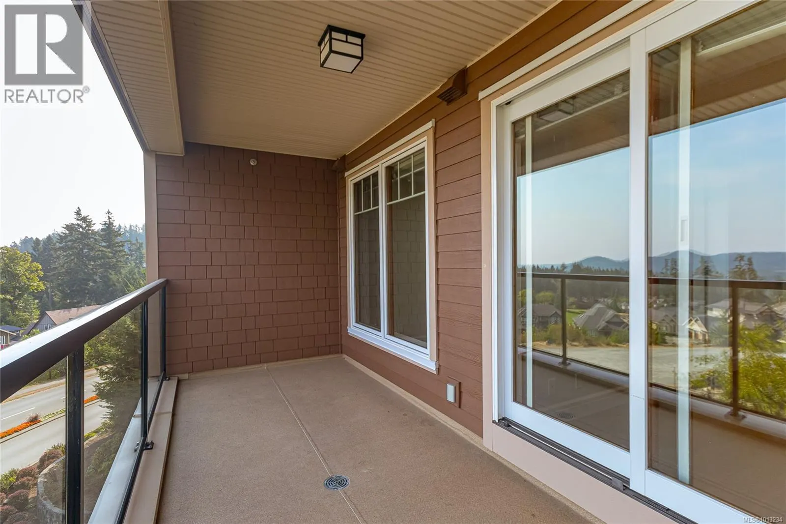 303 1325 Bear Mountain Pkwy