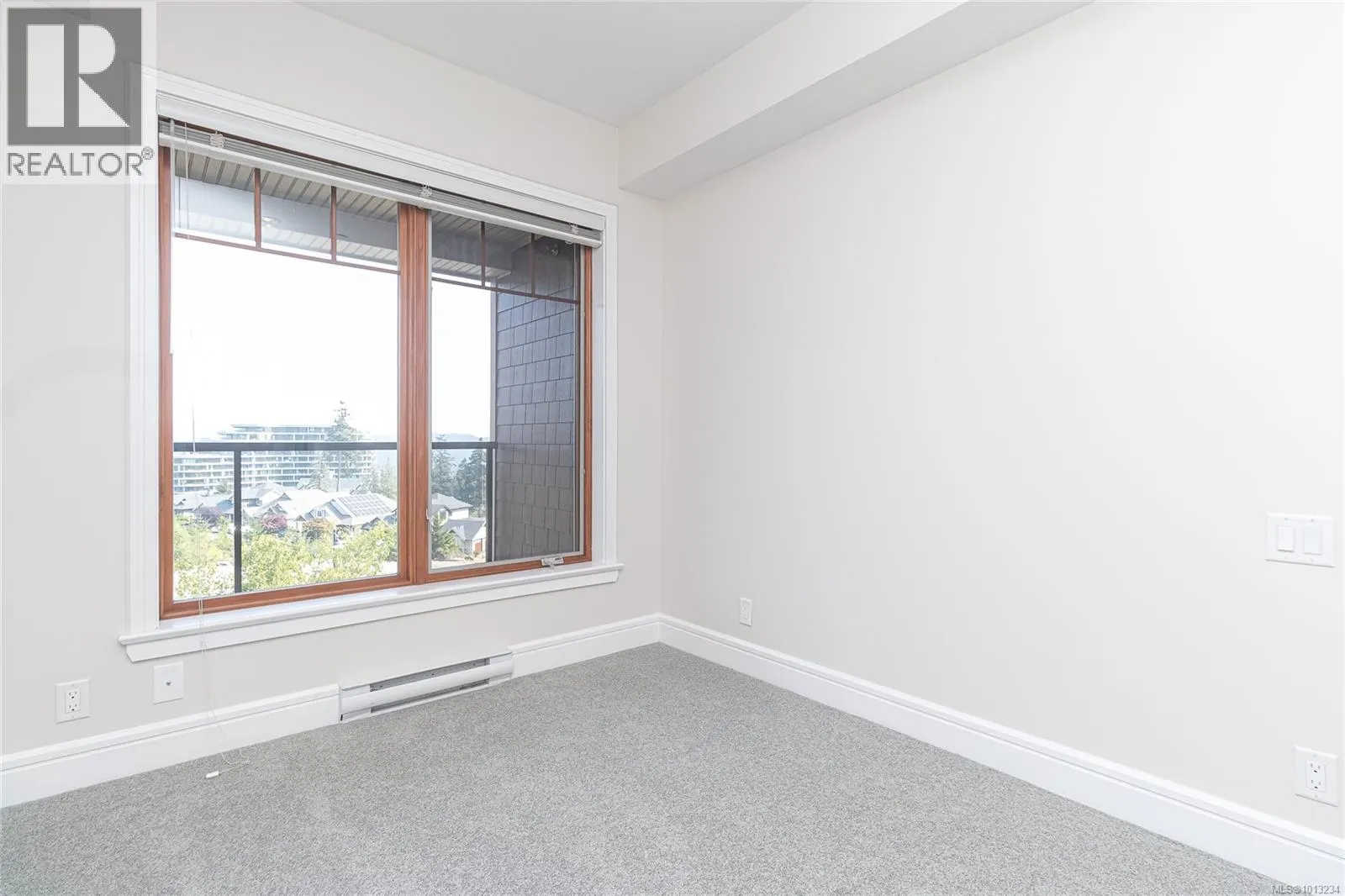 303 1325 Bear Mountain Pkwy