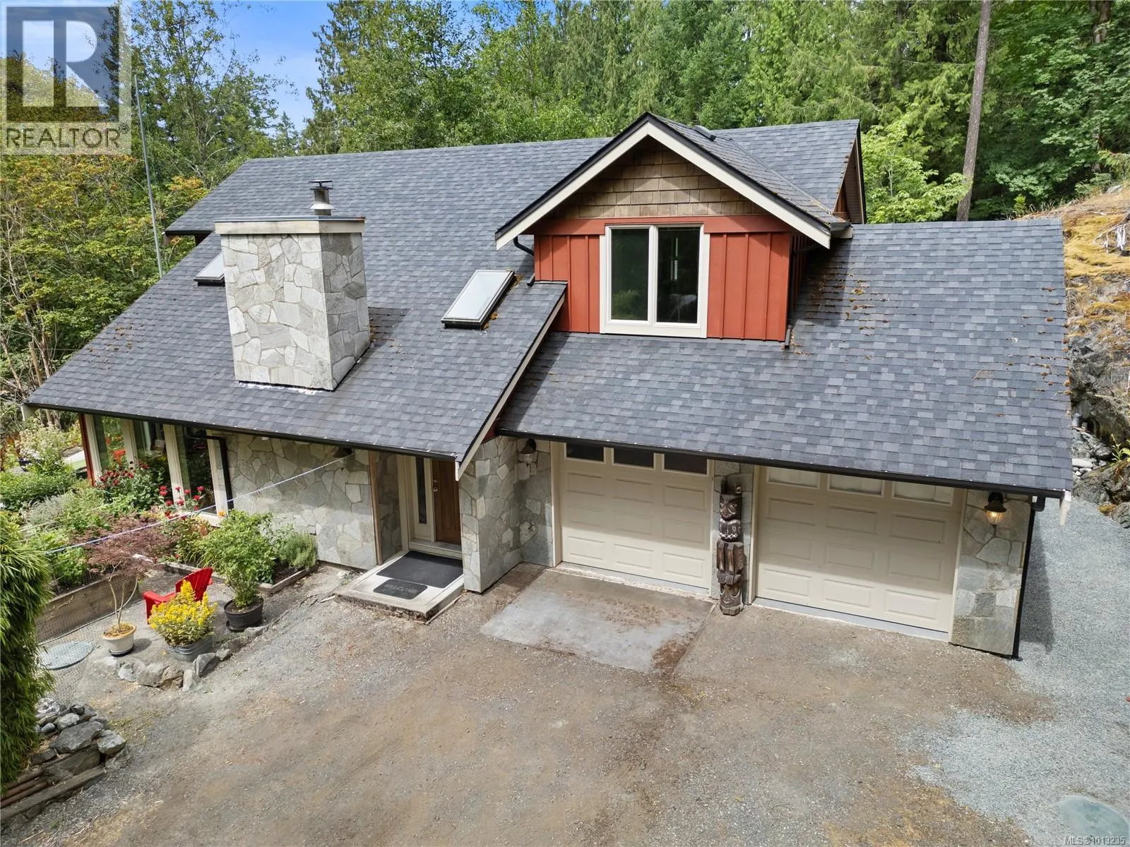 1765 Shawnigan Lake Rd