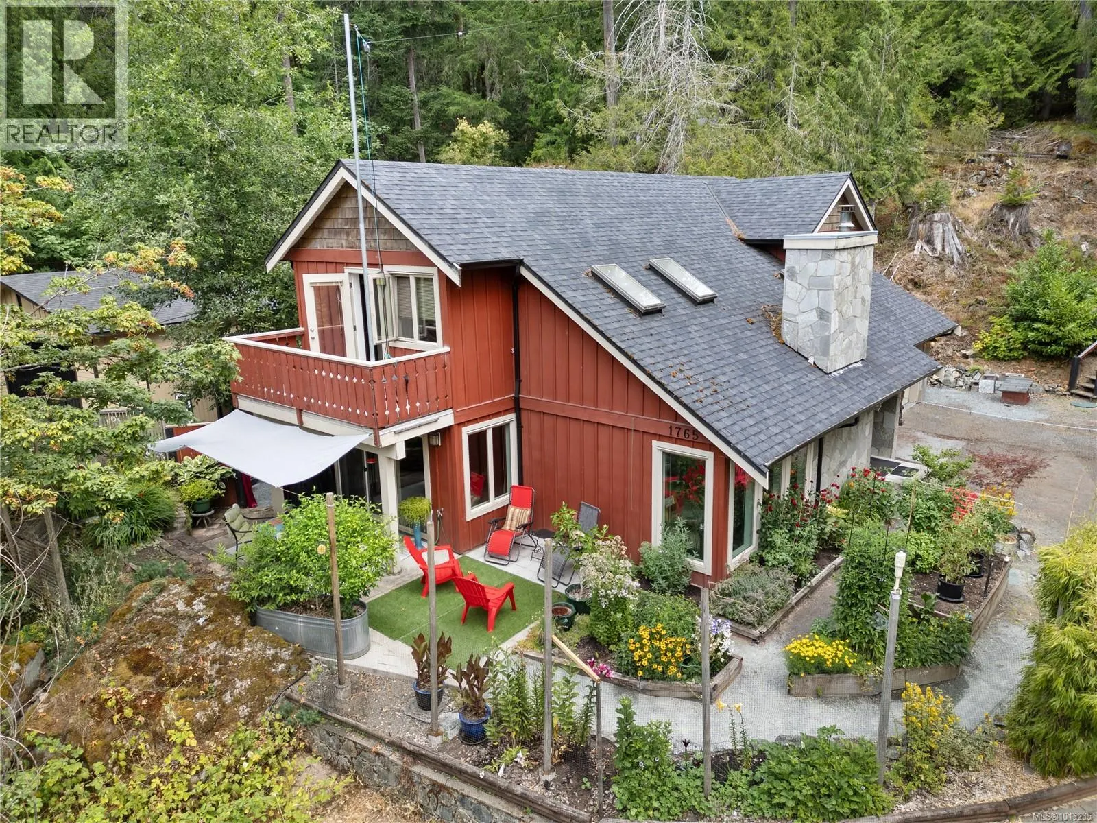 1765 Shawnigan Lake Rd