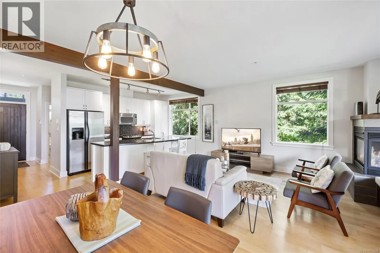 32 1059 Tanglewood Pl