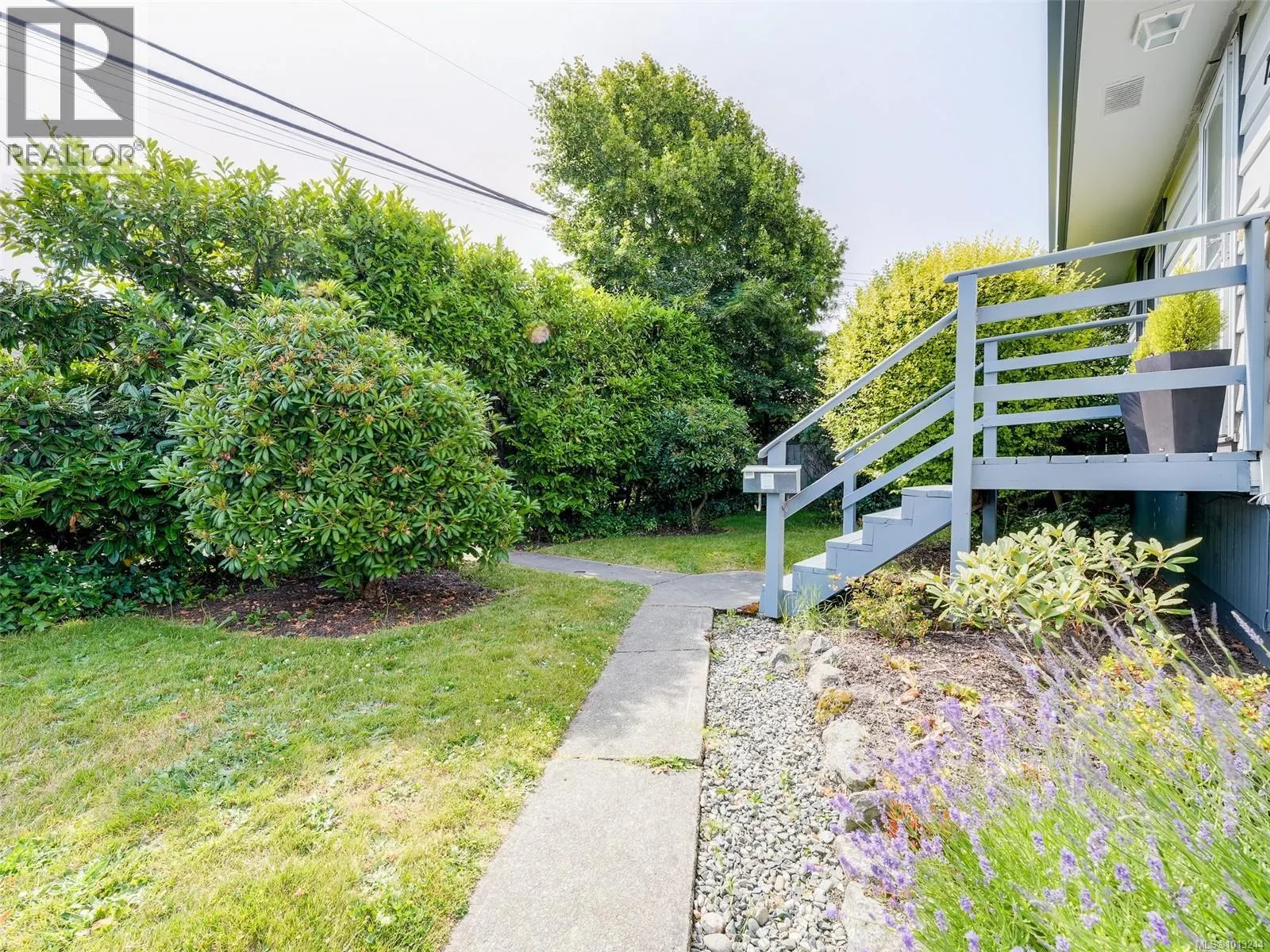 1728 Foul Bay Rd