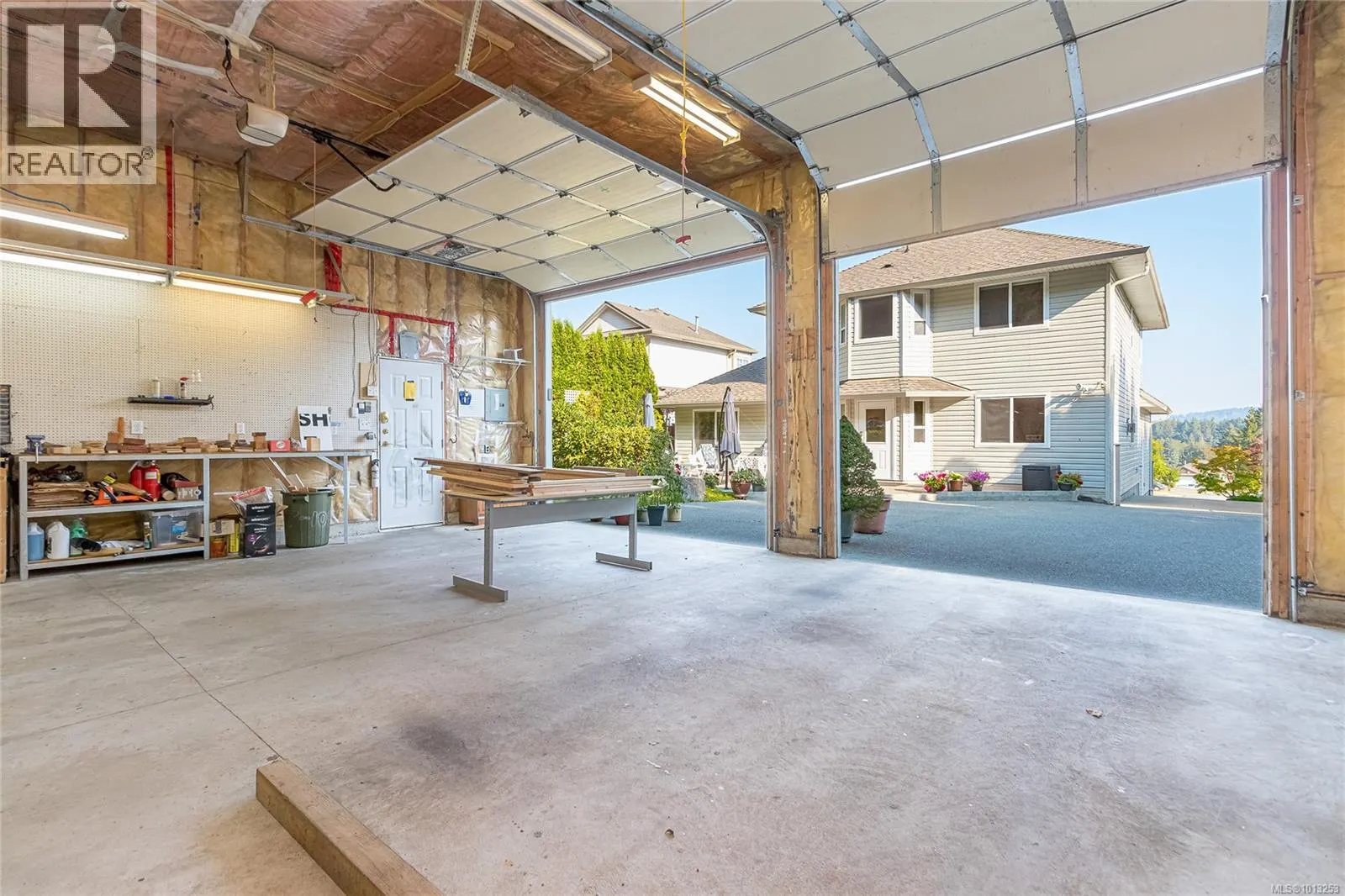 953 Davidson Rd