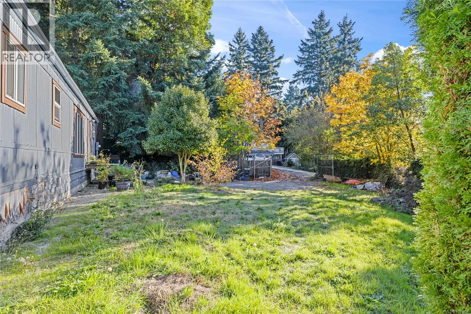 2495 Schirra Dr