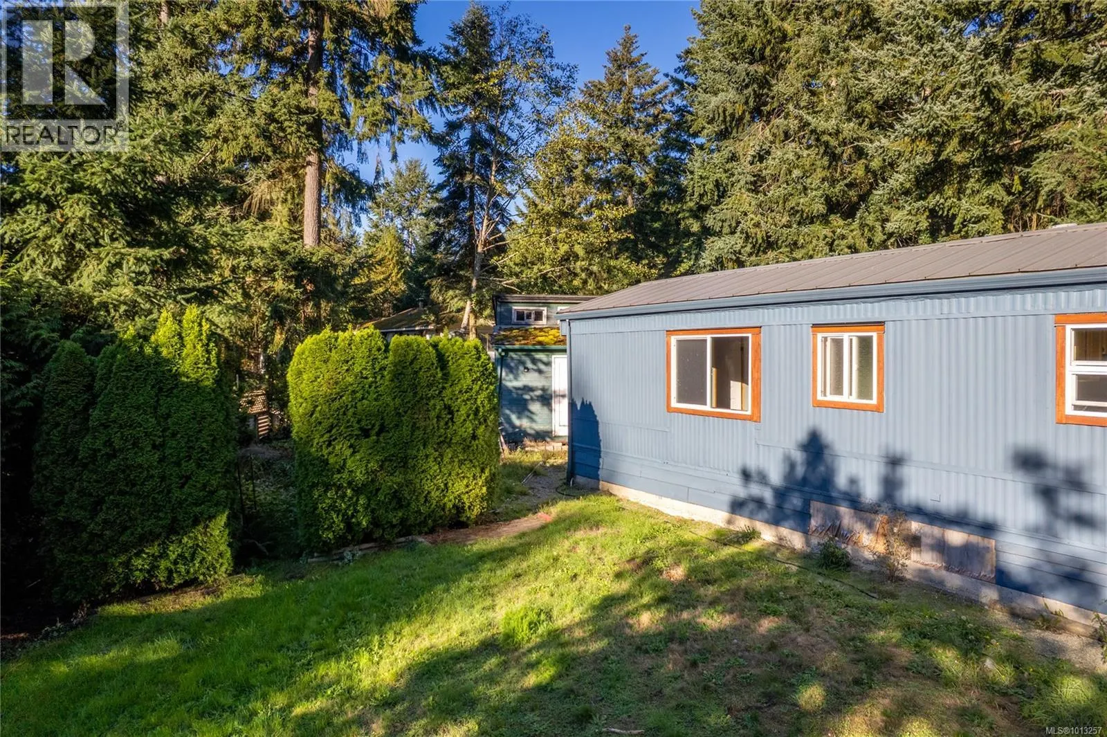 2495 Schirra Dr