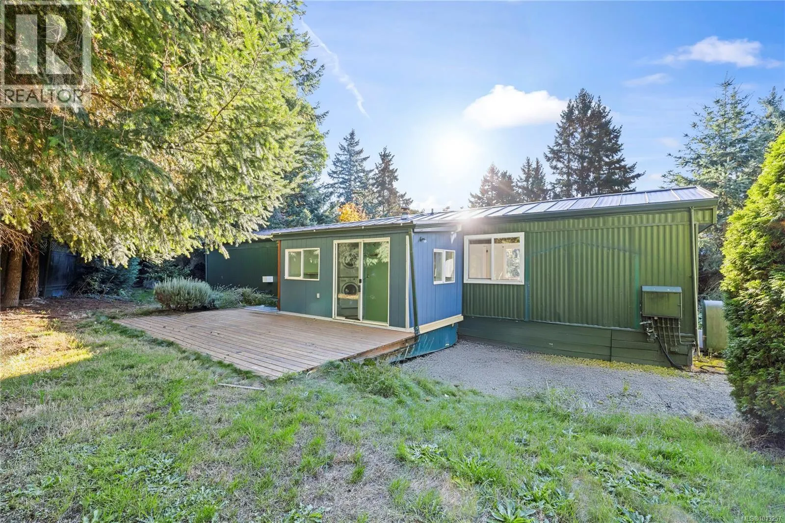 2495 Schirra Dr