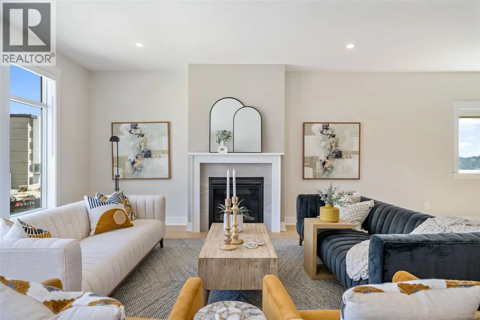 2621 Mica Pl
