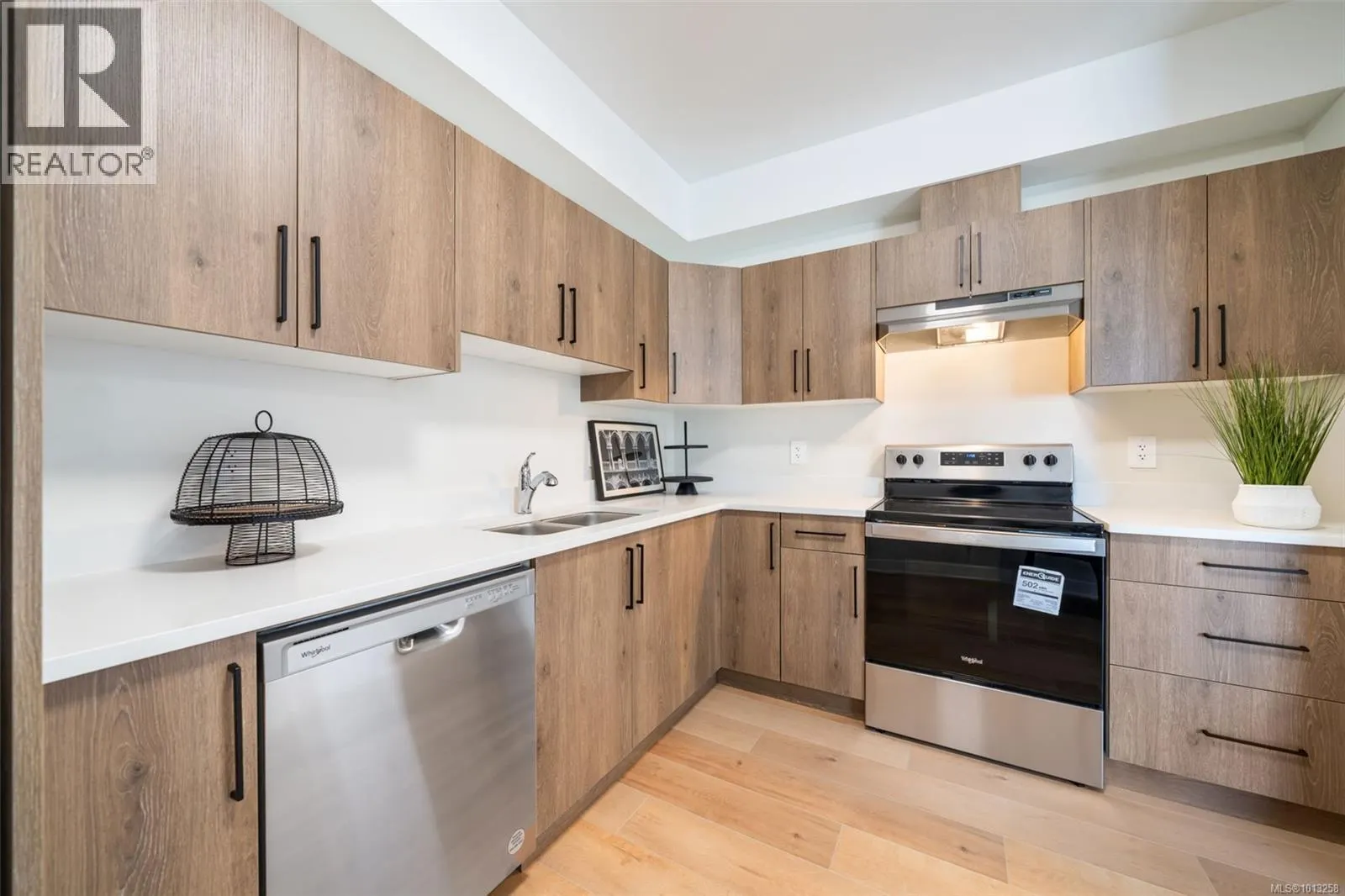 2621 Mica Pl