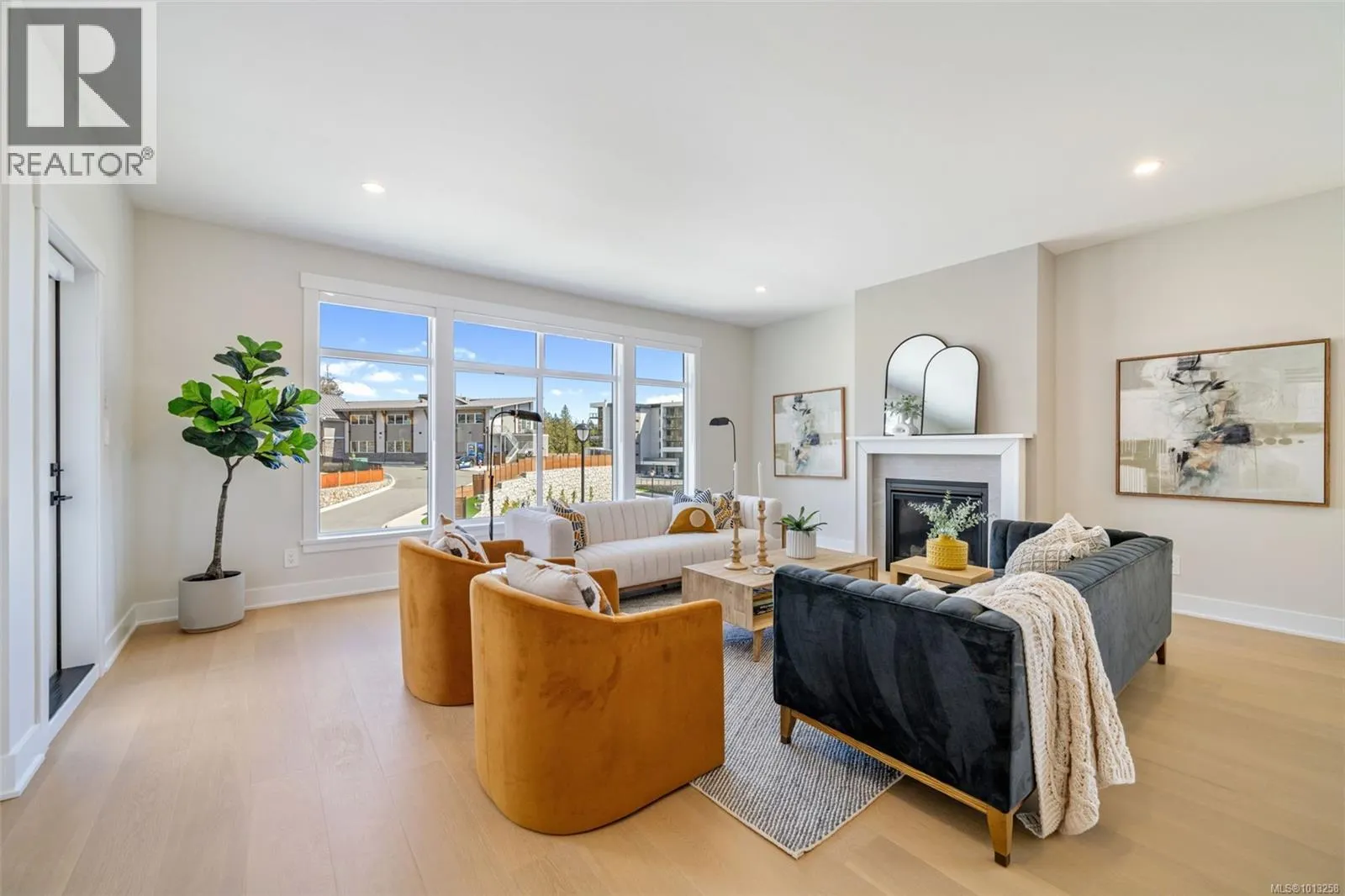 2621 Mica Pl